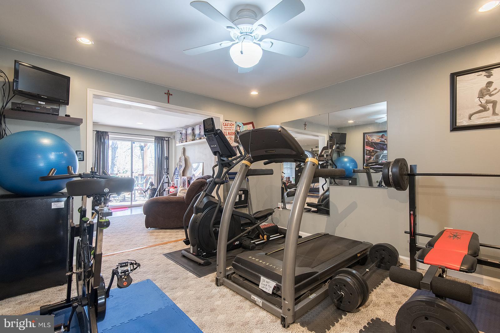 AUSTIN RIDGE - Residential Lease