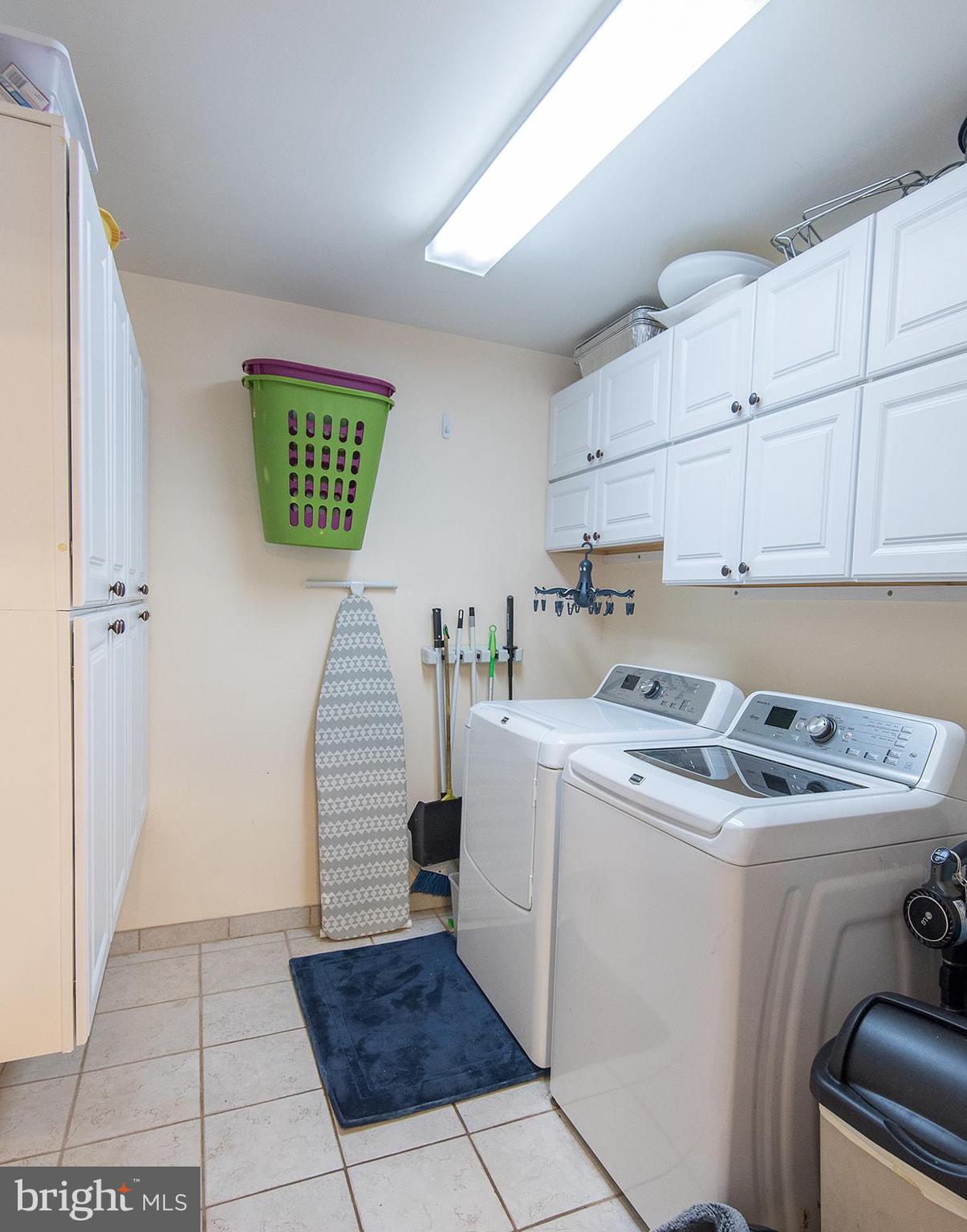 AUSTIN RIDGE - Residential Lease