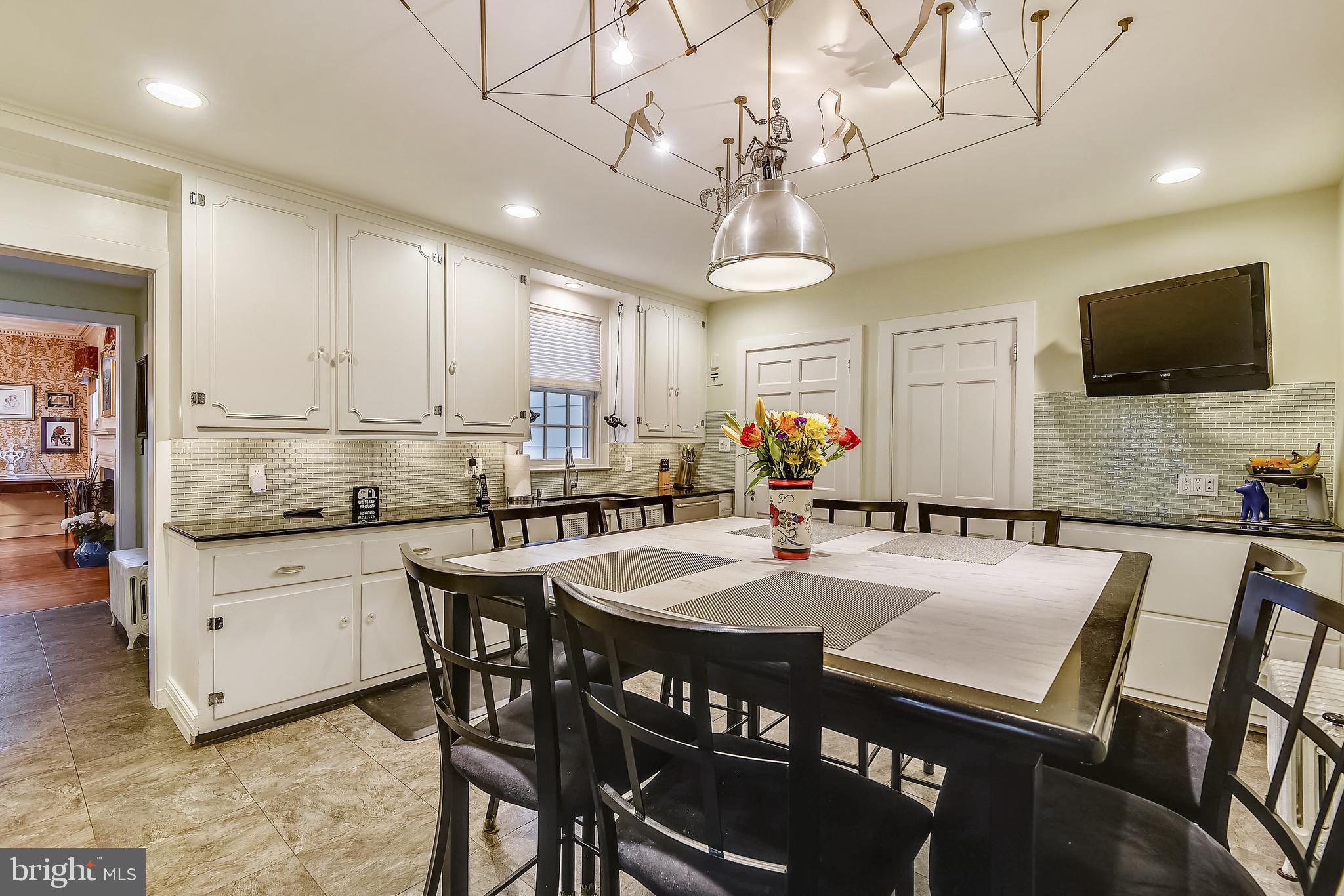 CAVES VALLEY - Residential