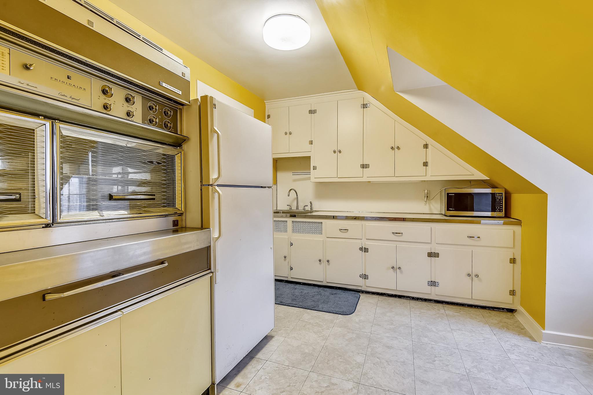 CAVES VALLEY - Residential