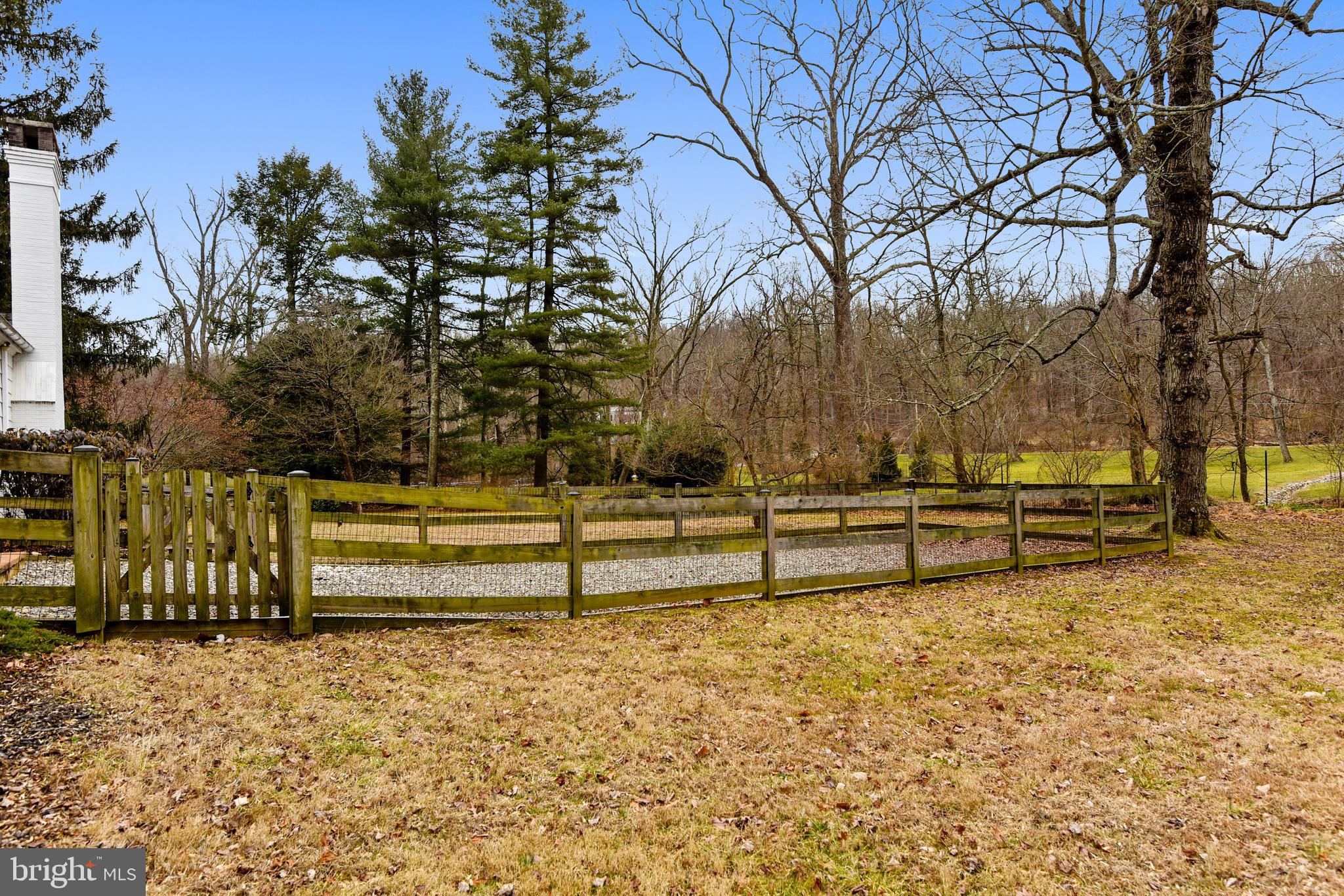 CAVES VALLEY - Residential