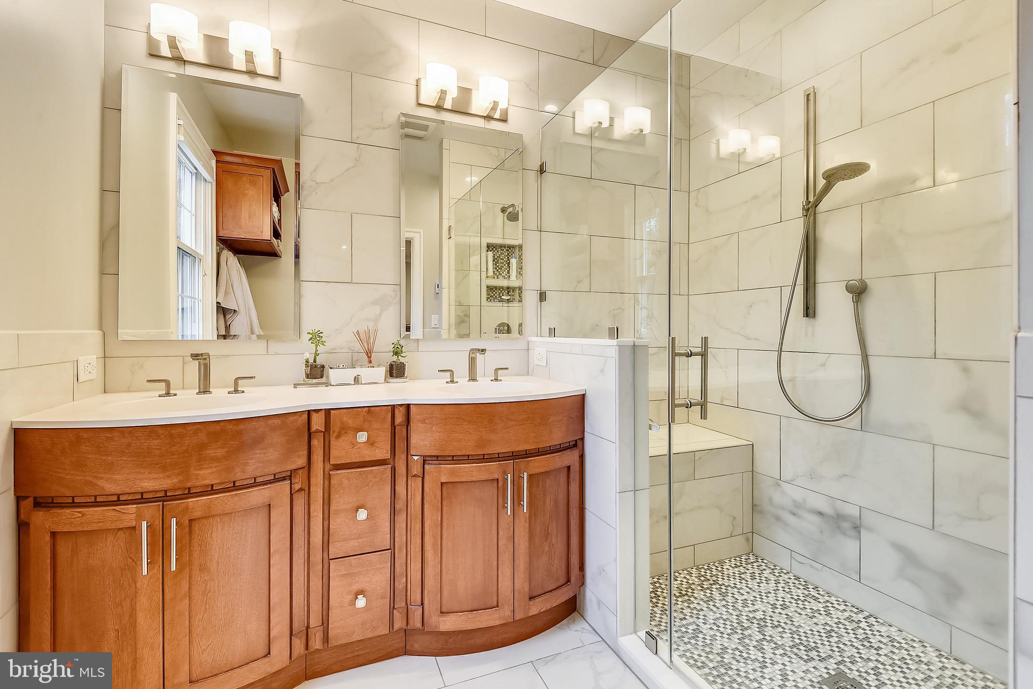 CAVES VALLEY - Residential