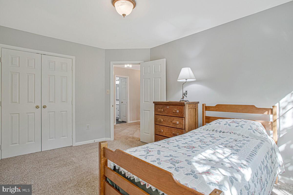 CHAPMAN FARM - Residential