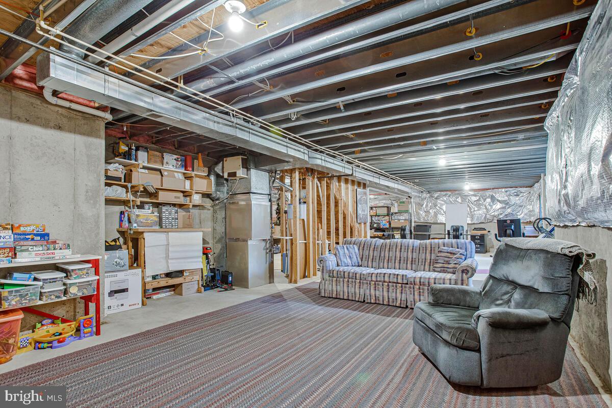 CHAPMAN FARM - Residential