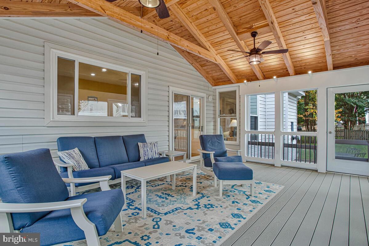 CHAPMAN FARM - Residential