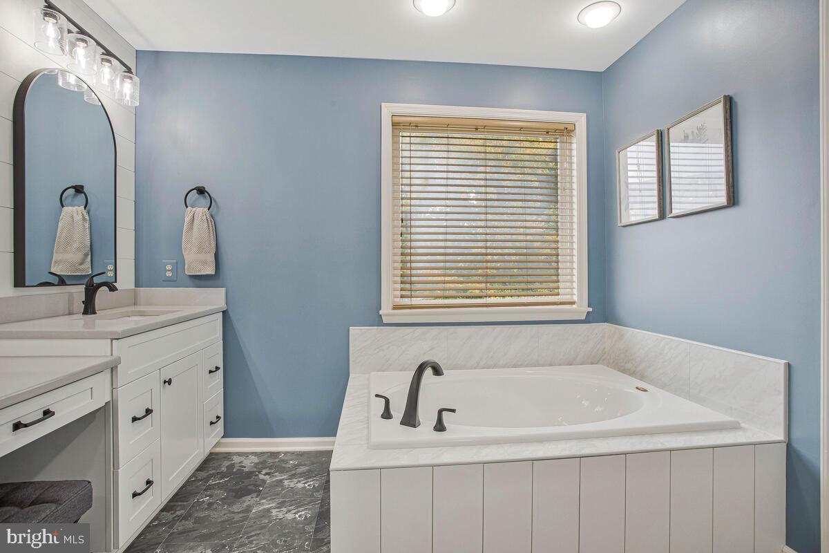 CHAPMAN FARM - Residential