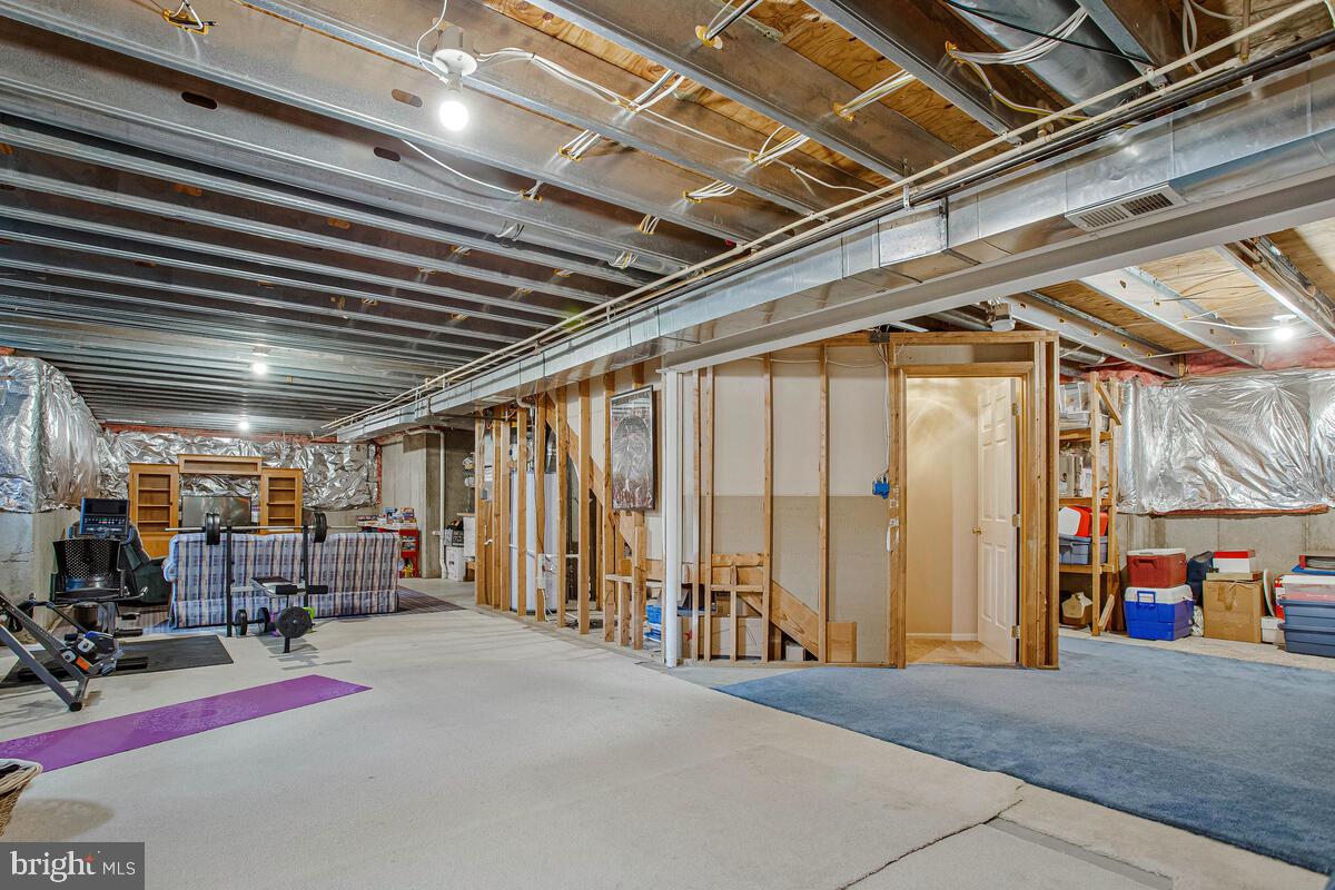 CHAPMAN FARM - Residential