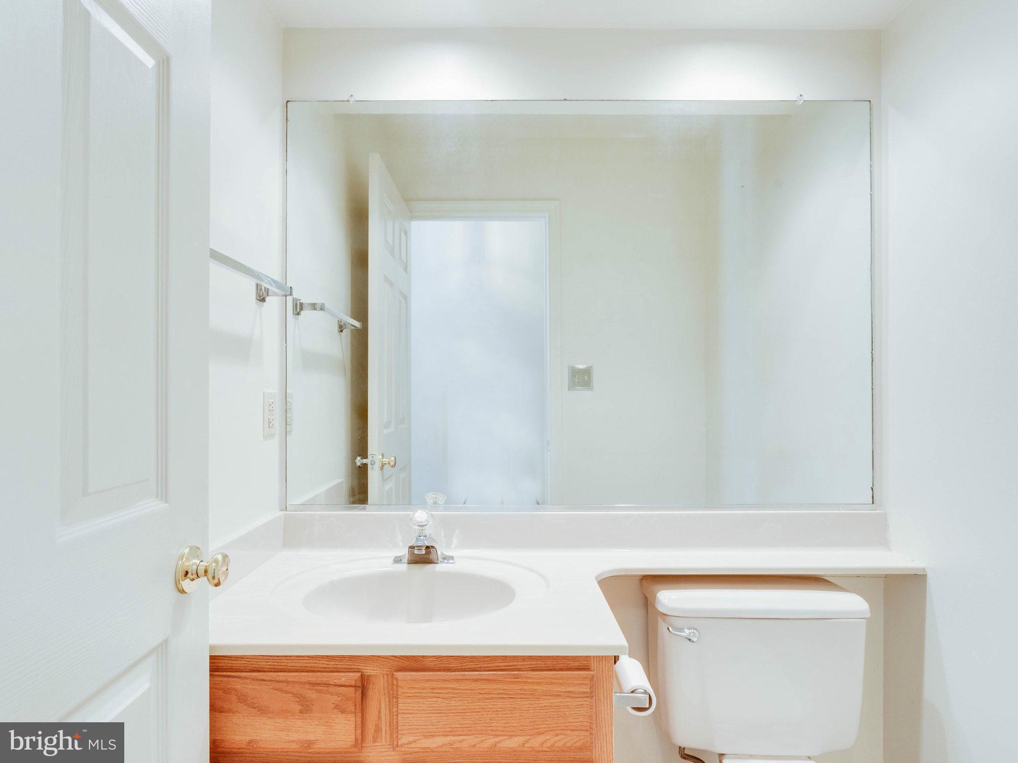 HAMPTON OAKS - Residential