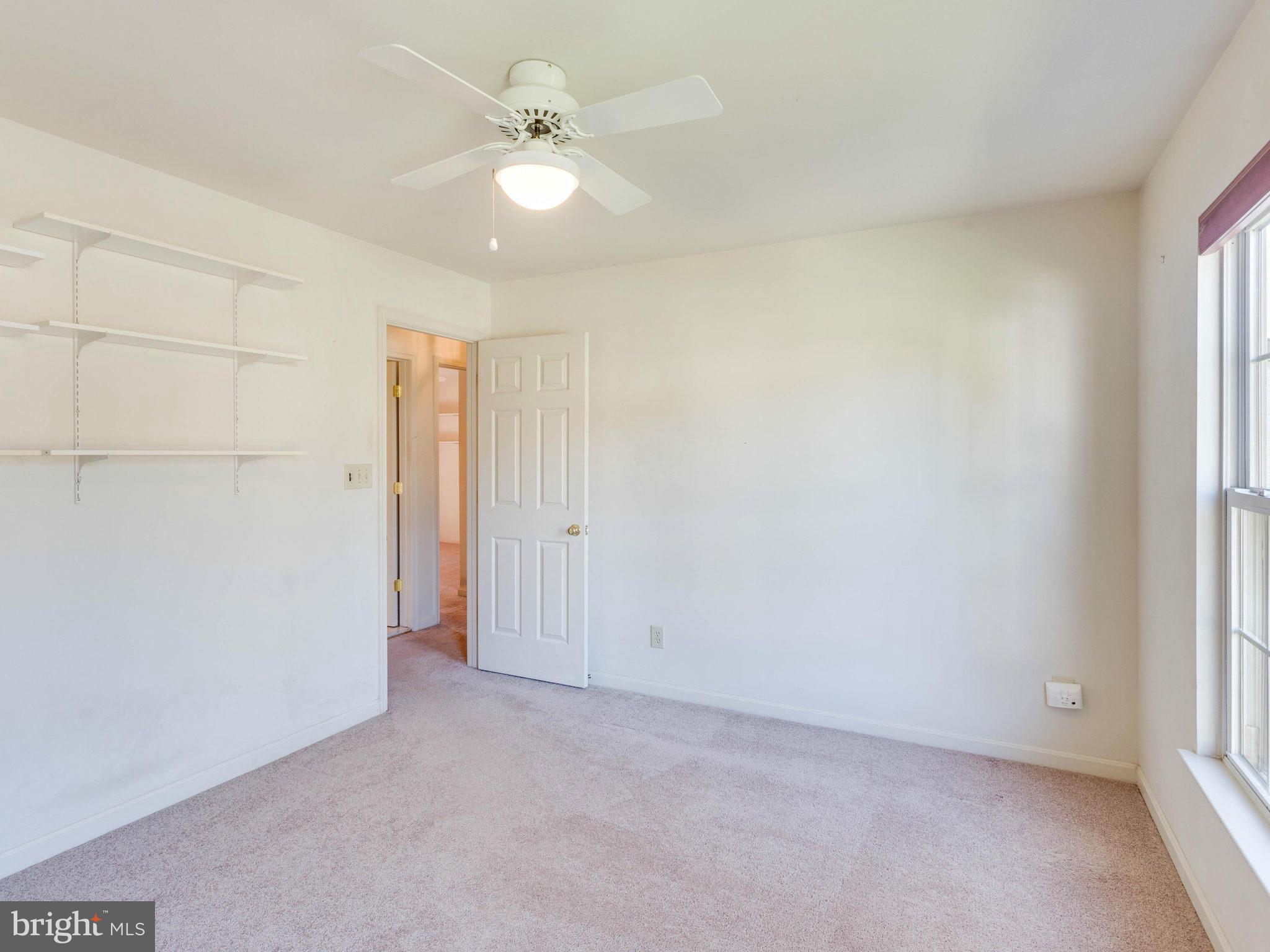 HAMPTON OAKS - Residential