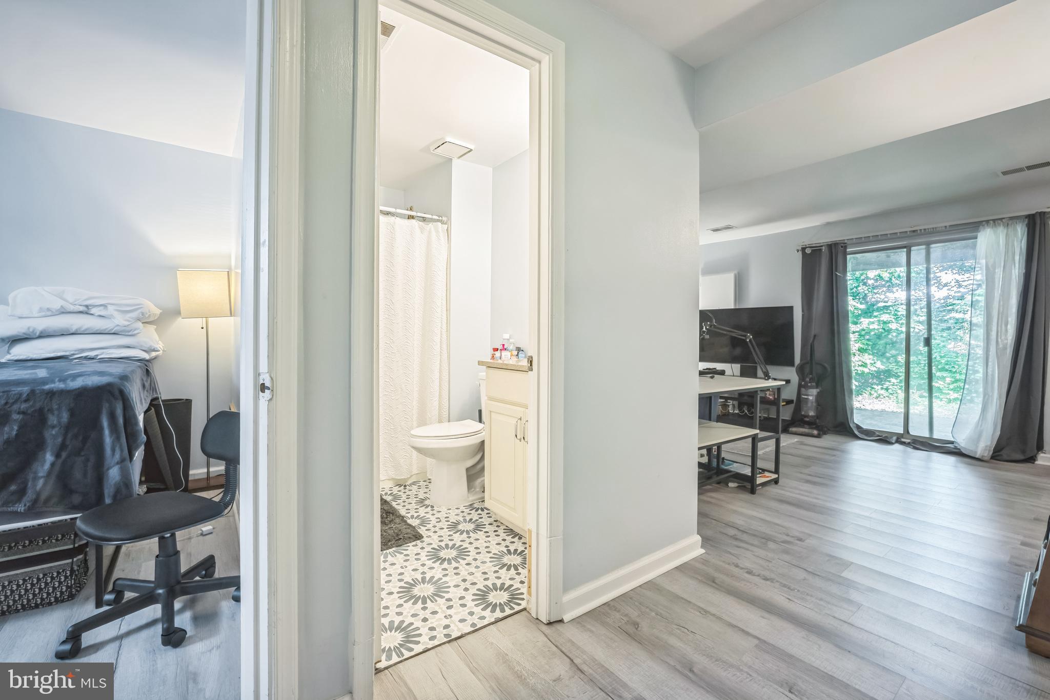 WINSLOW CHASE - Residential Lease