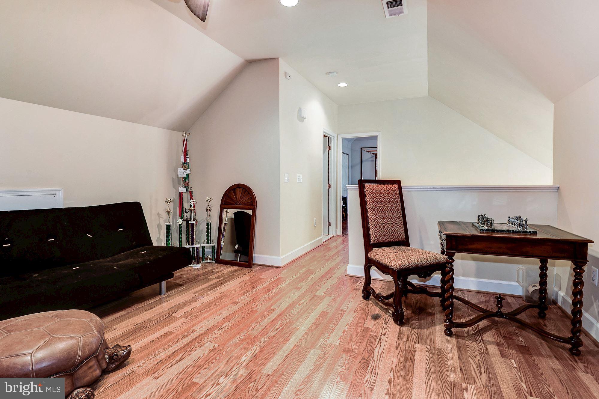 MADISON RIDGE - Residential Lease