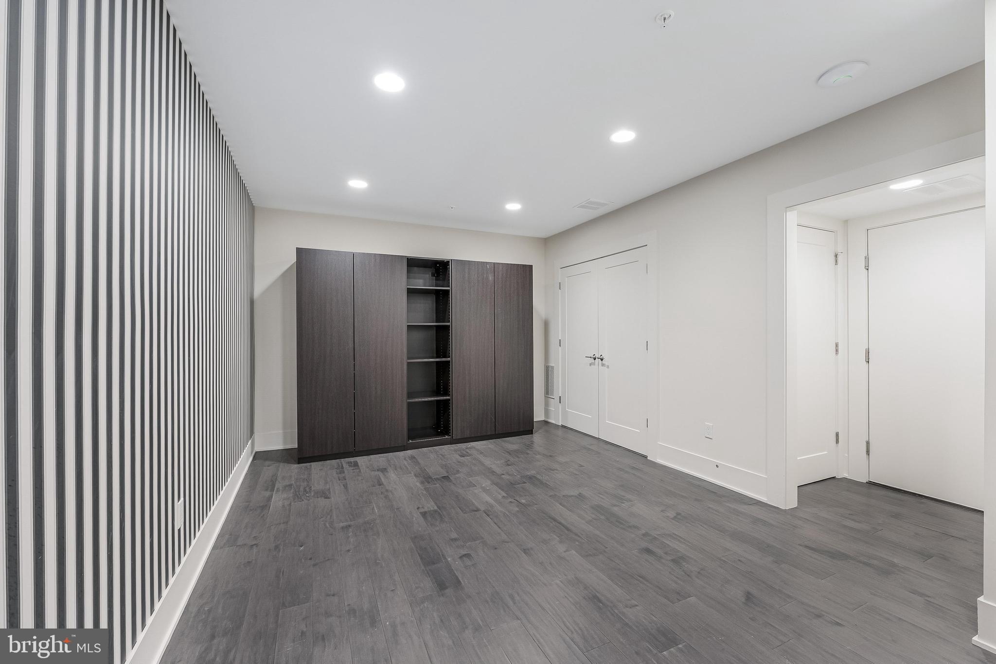 LITTLE FALLS PLACE - Residential
