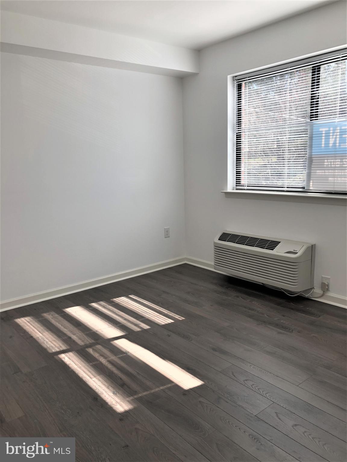 ROXBOROUGH - Residential Lease