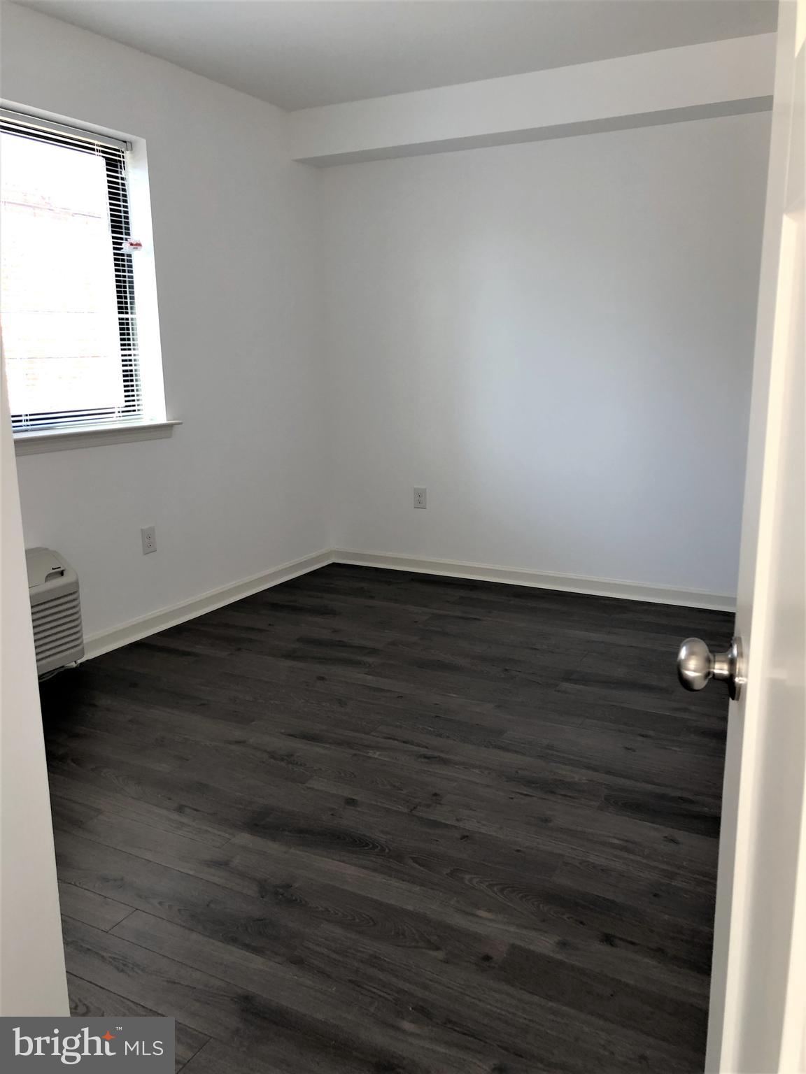 ROXBOROUGH - Residential Lease