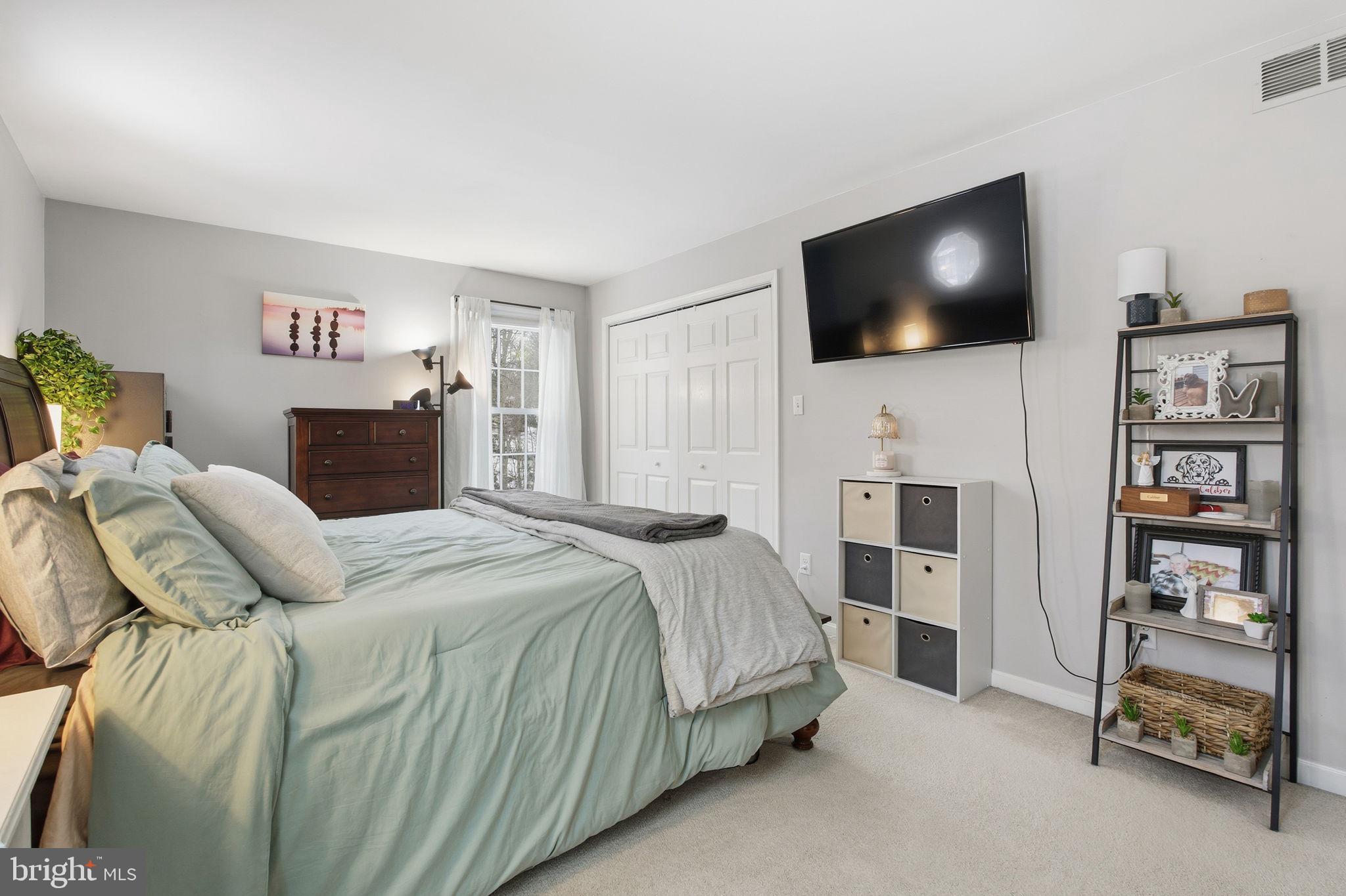 BROADVIEW - Residential