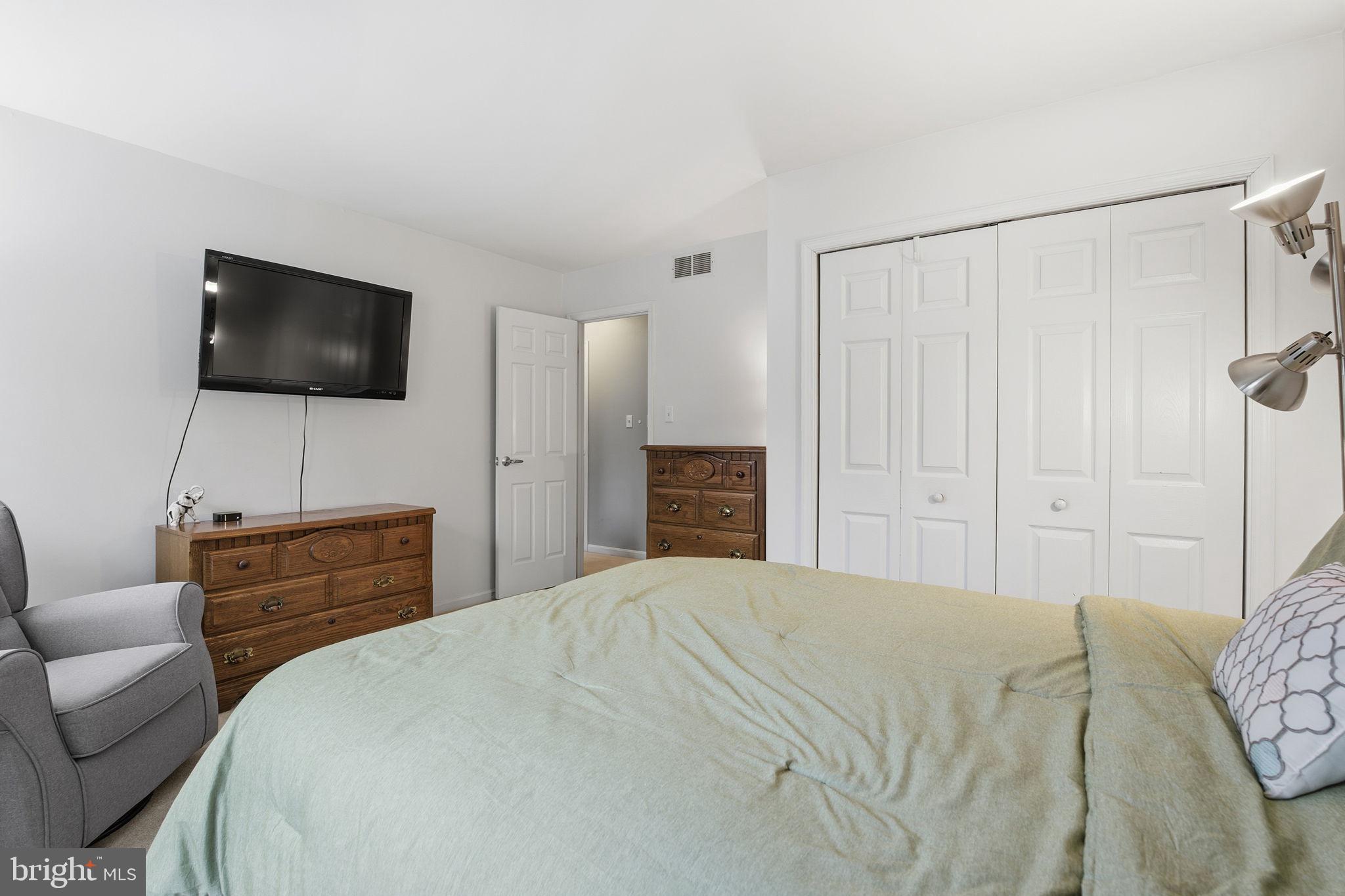 BROADVIEW - Residential