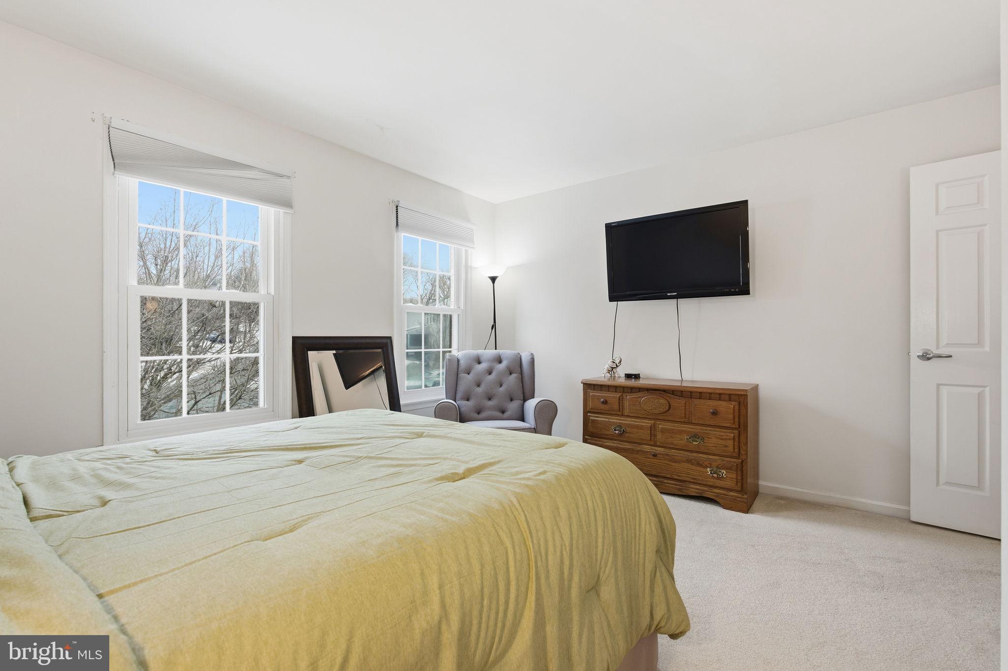 BROADVIEW - Residential