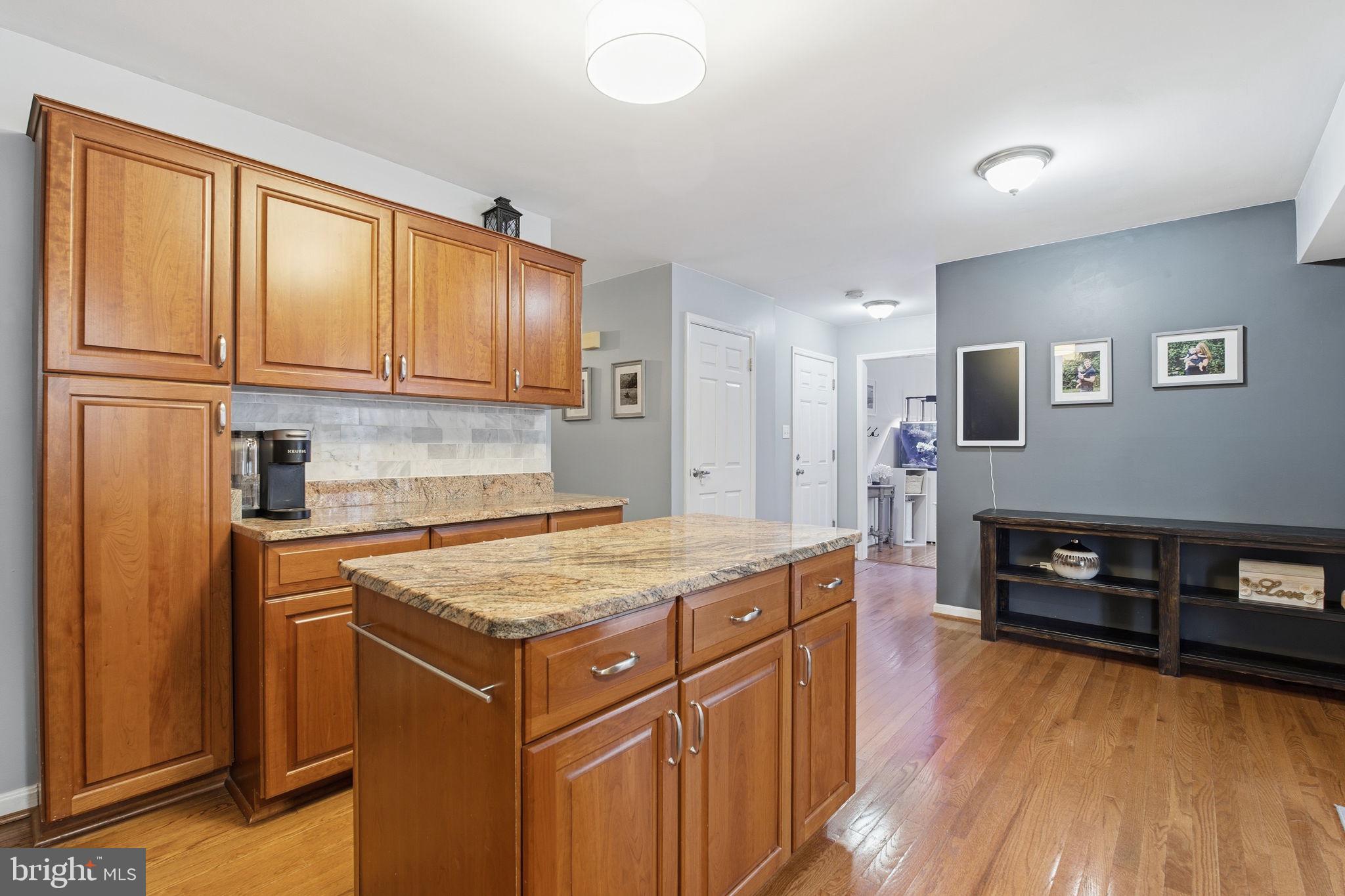 BROADVIEW - Residential