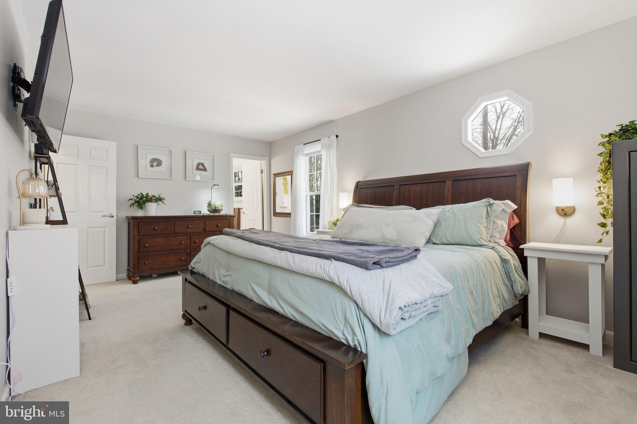 BROADVIEW - Residential