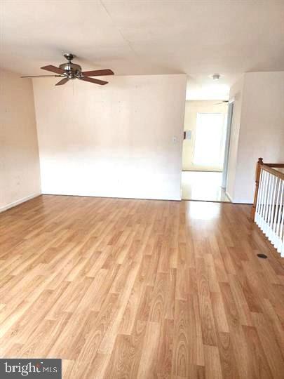 THE VILLAGES AT SAYBROOKE - Residential Lease