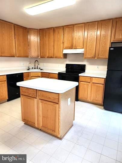 THE VILLAGES AT SAYBROOKE - Residential Lease