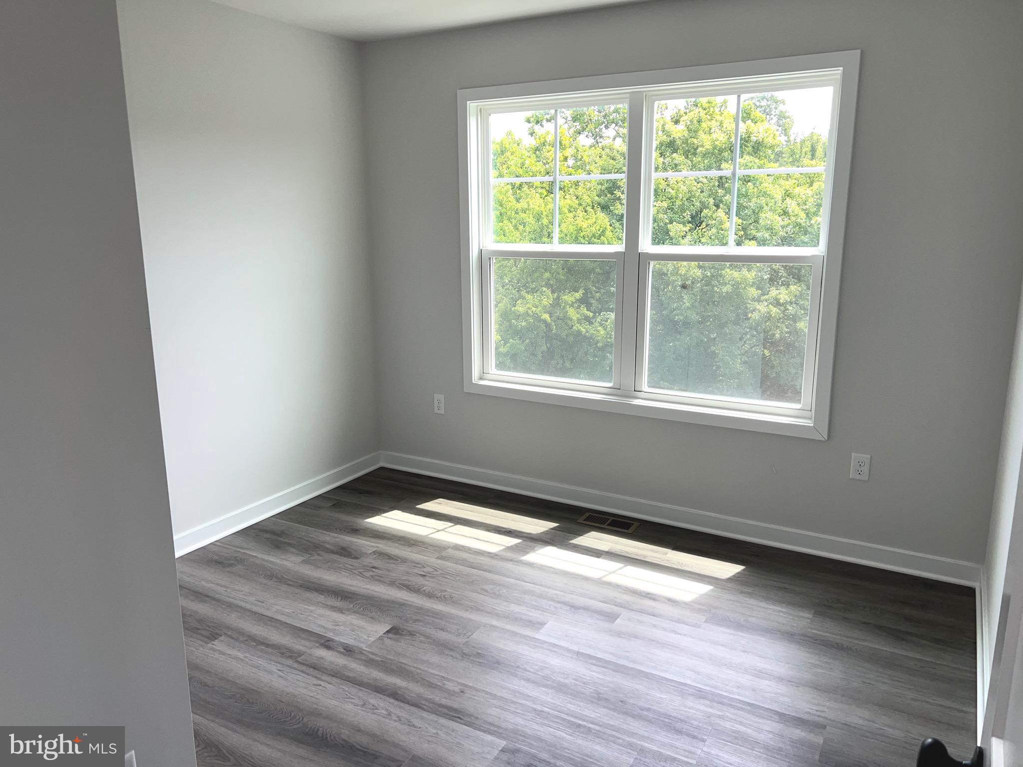 BOYDS CROSSING - Residential