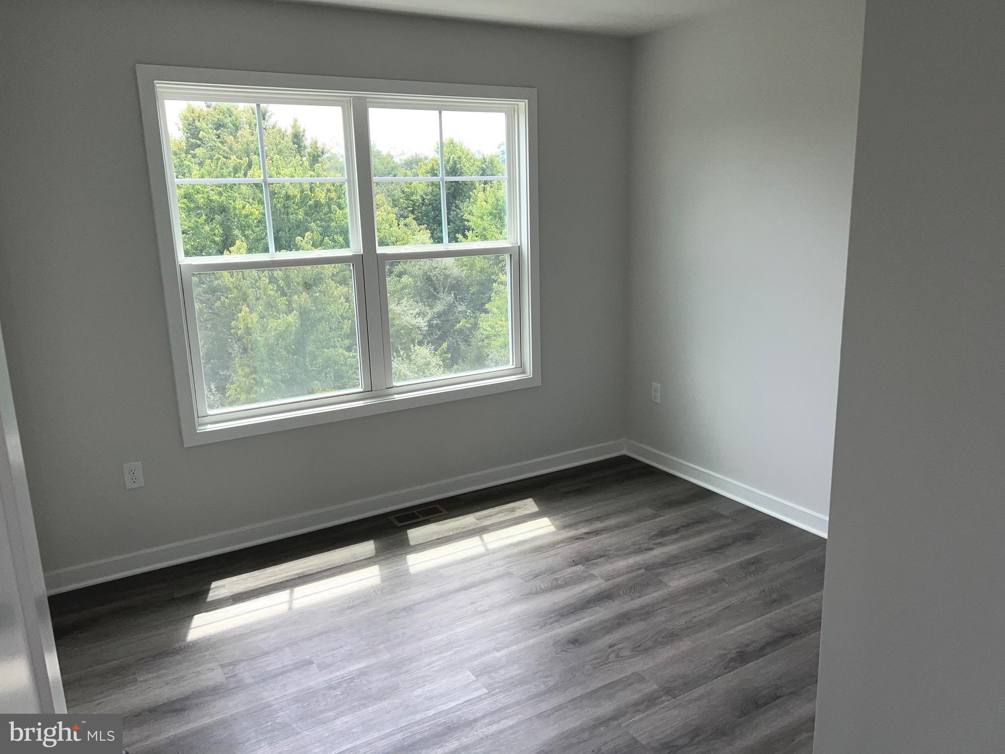 BOYDS CROSSING - Residential