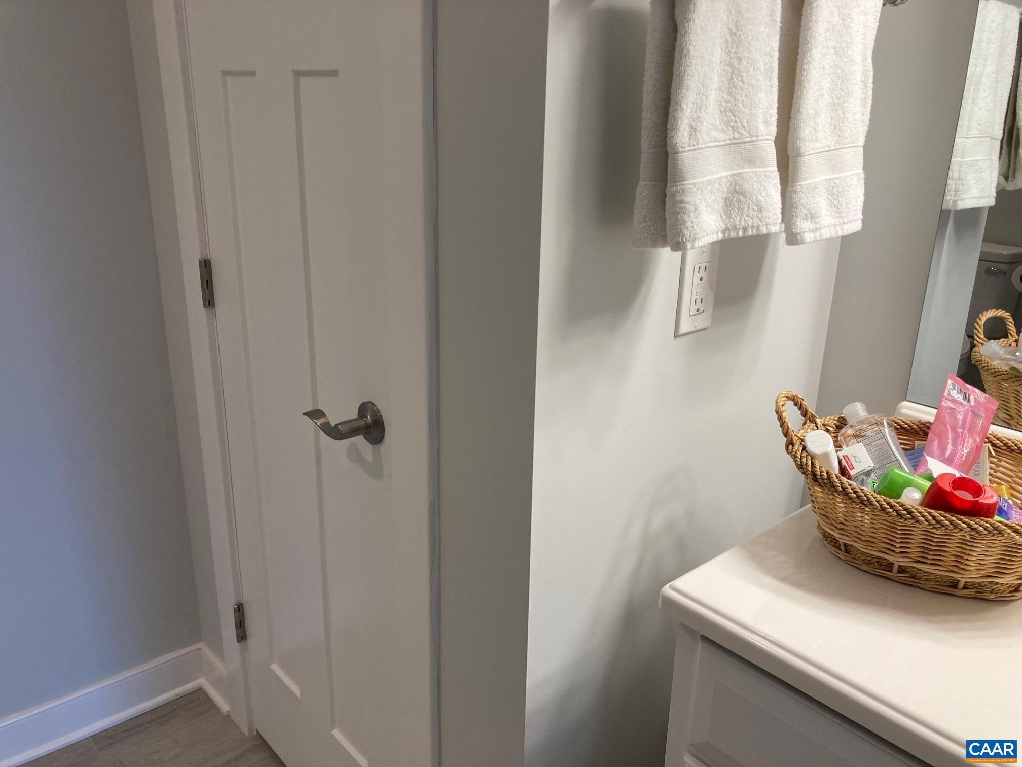 SPRING CREEK - Residential