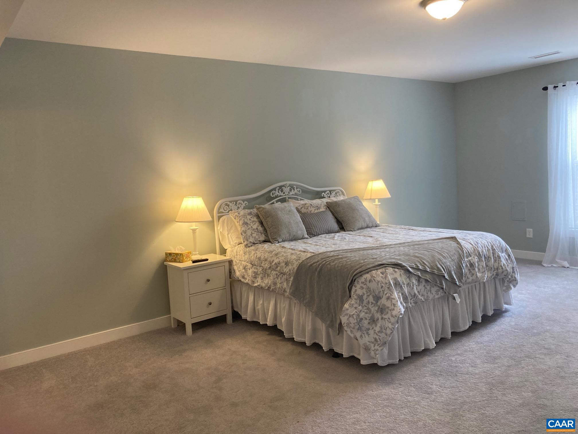 SPRING CREEK - Residential