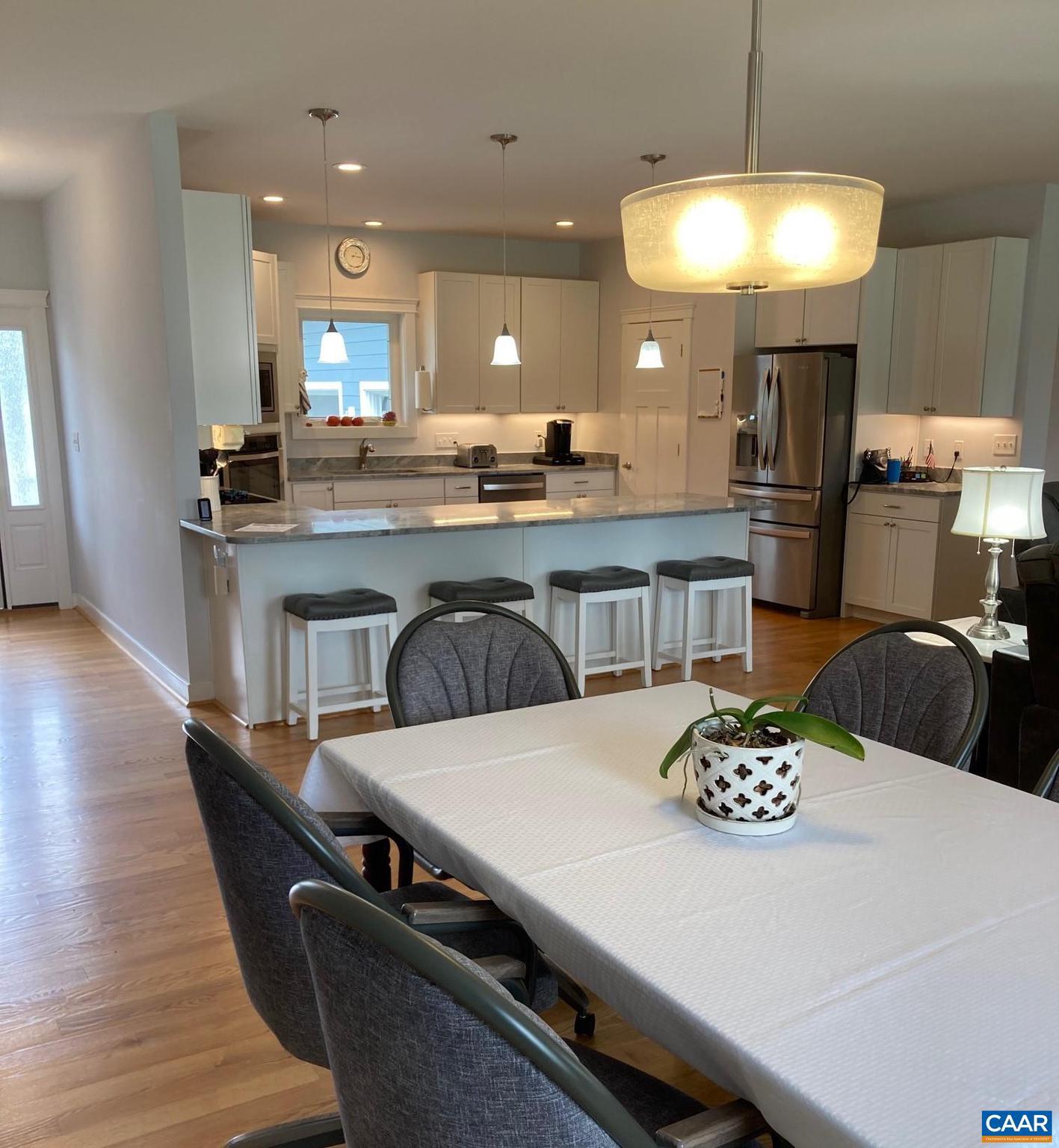 SPRING CREEK - Residential