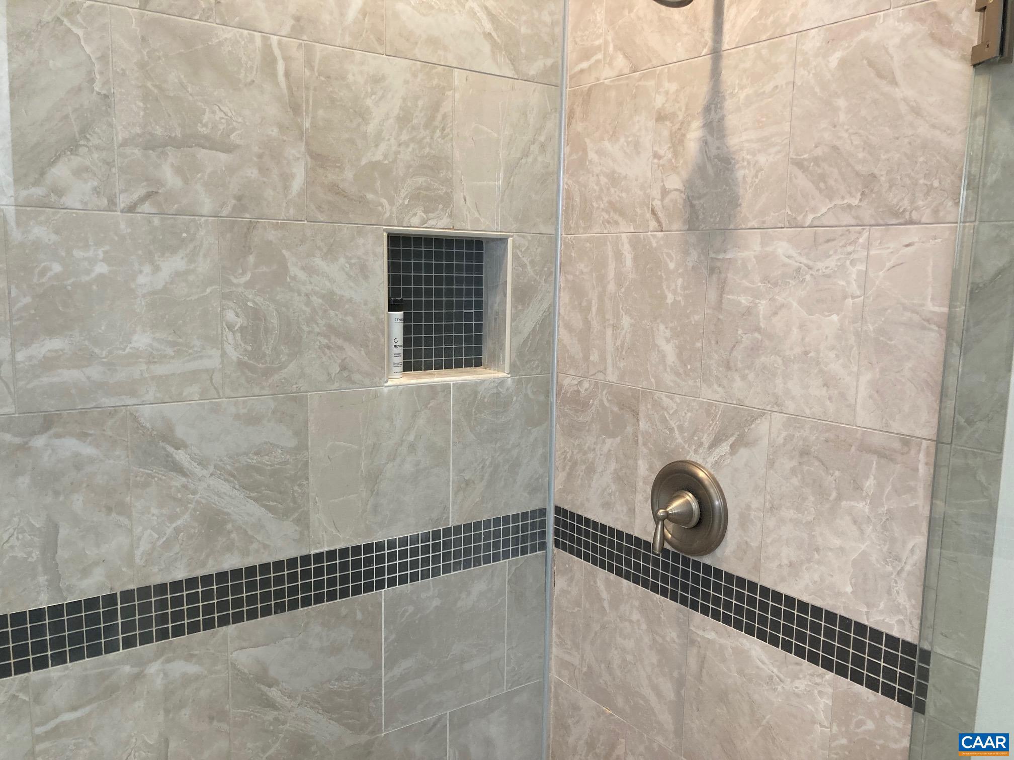 SPRING CREEK - Residential