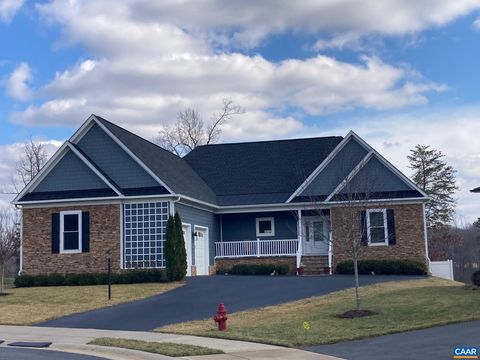 Homes For Sale - 267 Heritage Dr Dr<br/> ZION CROSSROADS, VA 22942