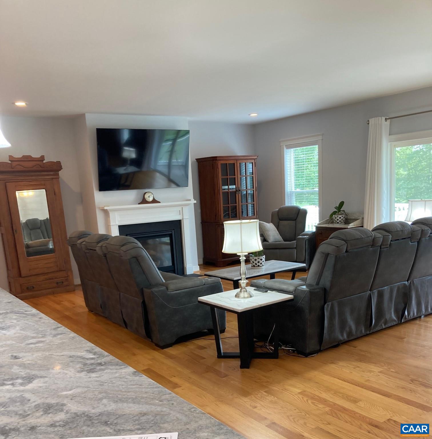 SPRING CREEK - Residential