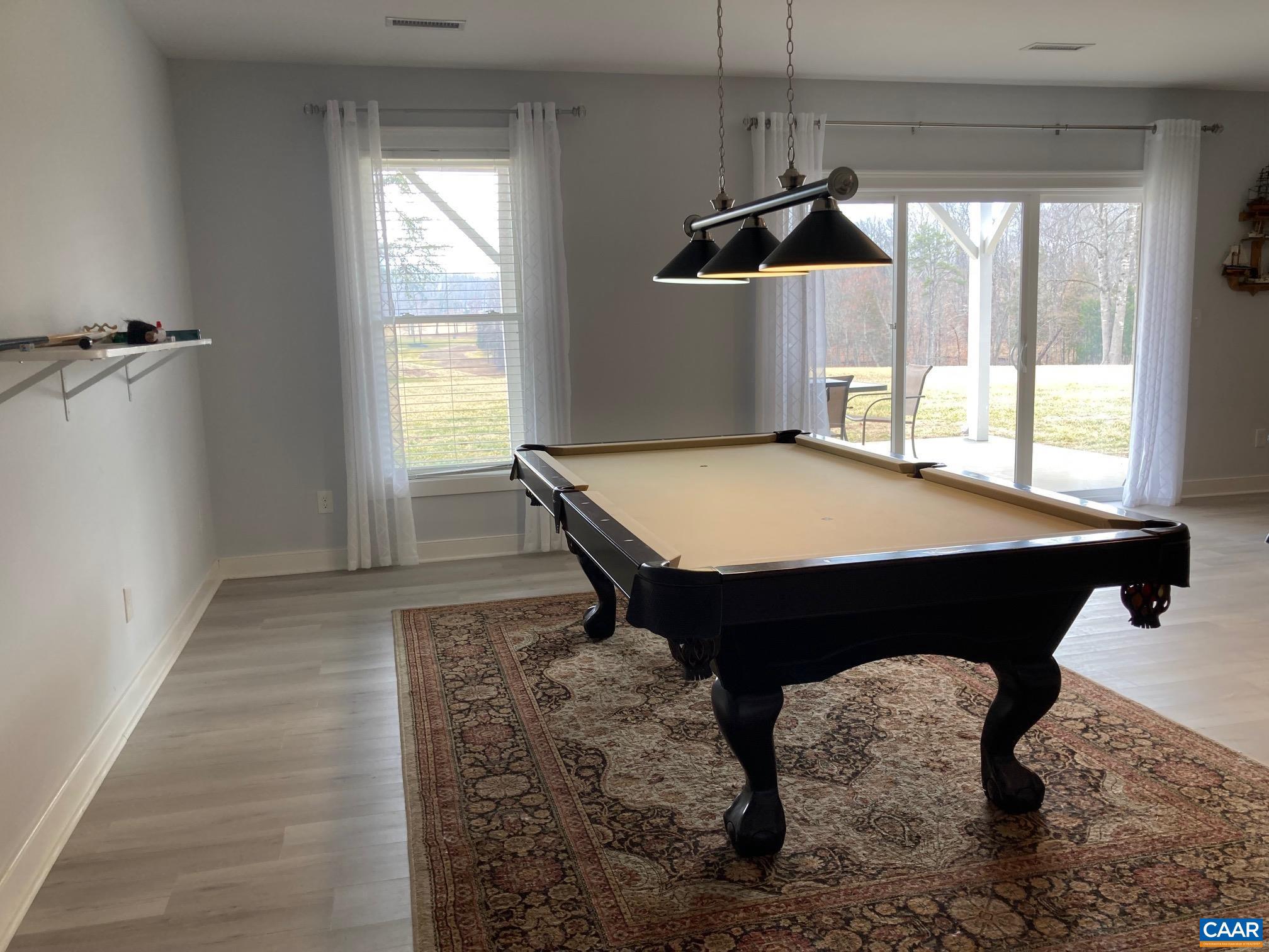 SPRING CREEK - Residential