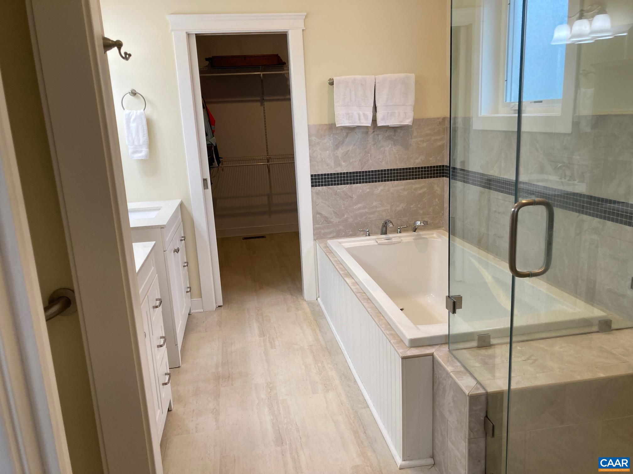 SPRING CREEK - Residential