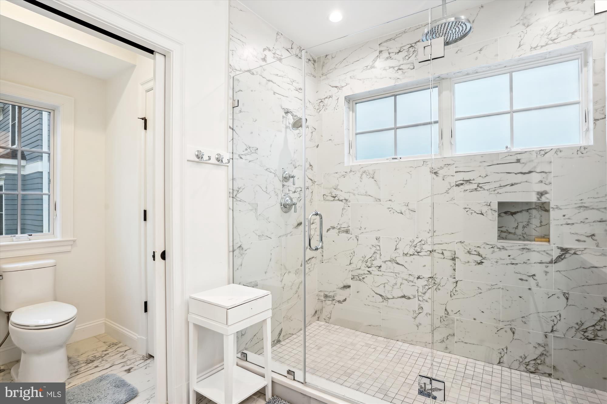 GLEN ECHO - Residential