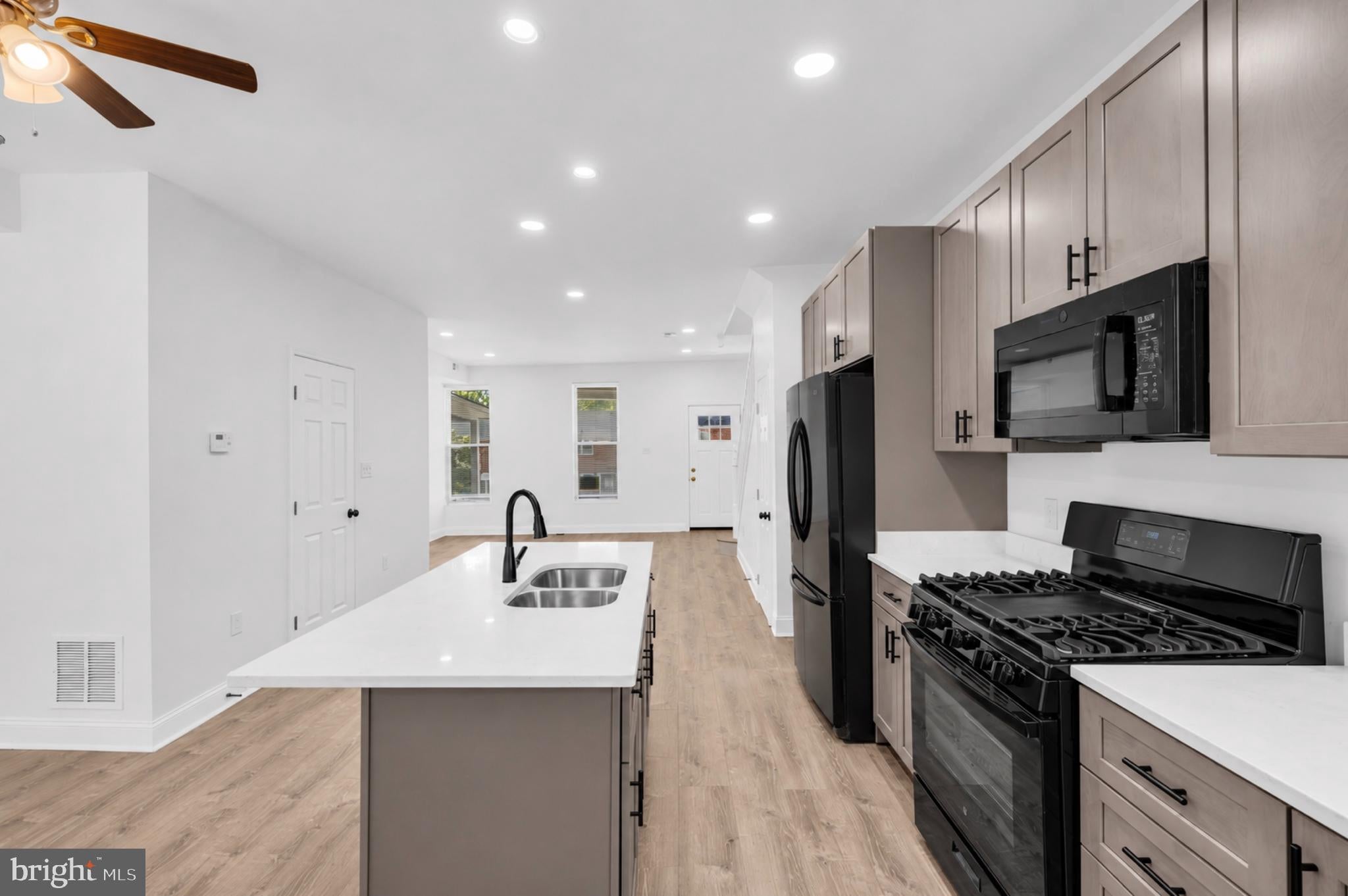 1077 ELLICOTT DRIVE