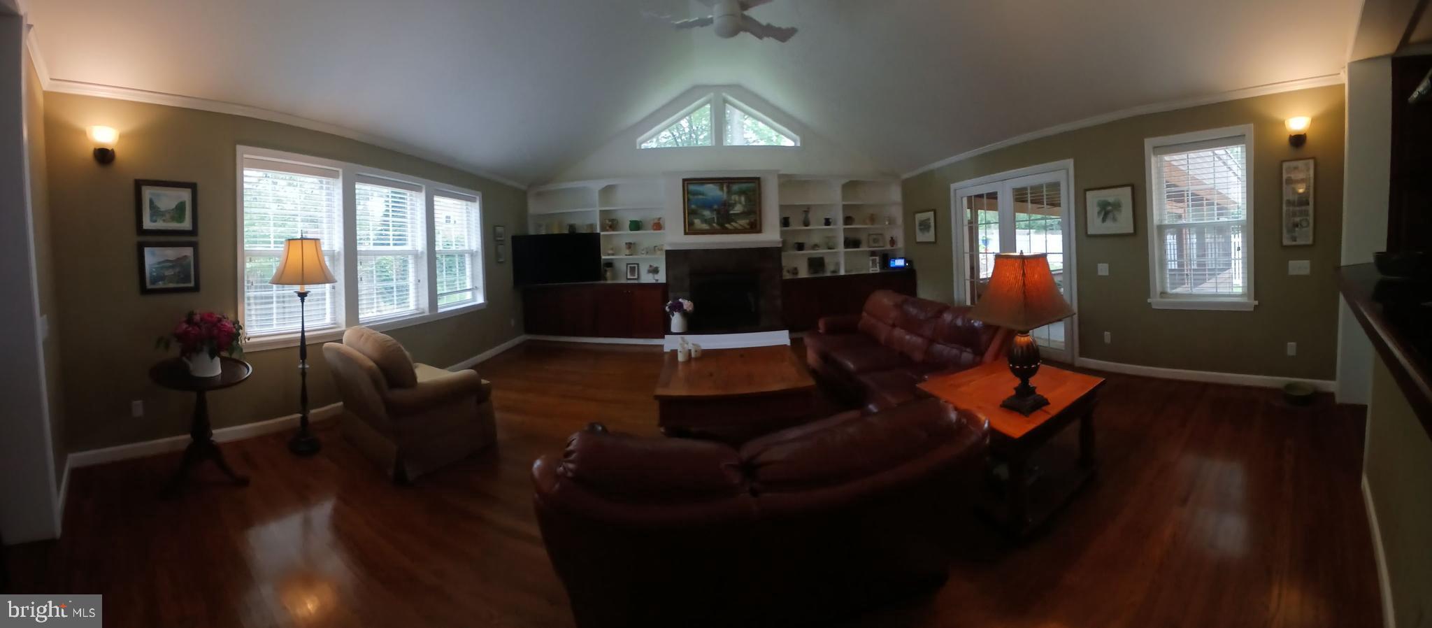 616 CROCUS DRIVE