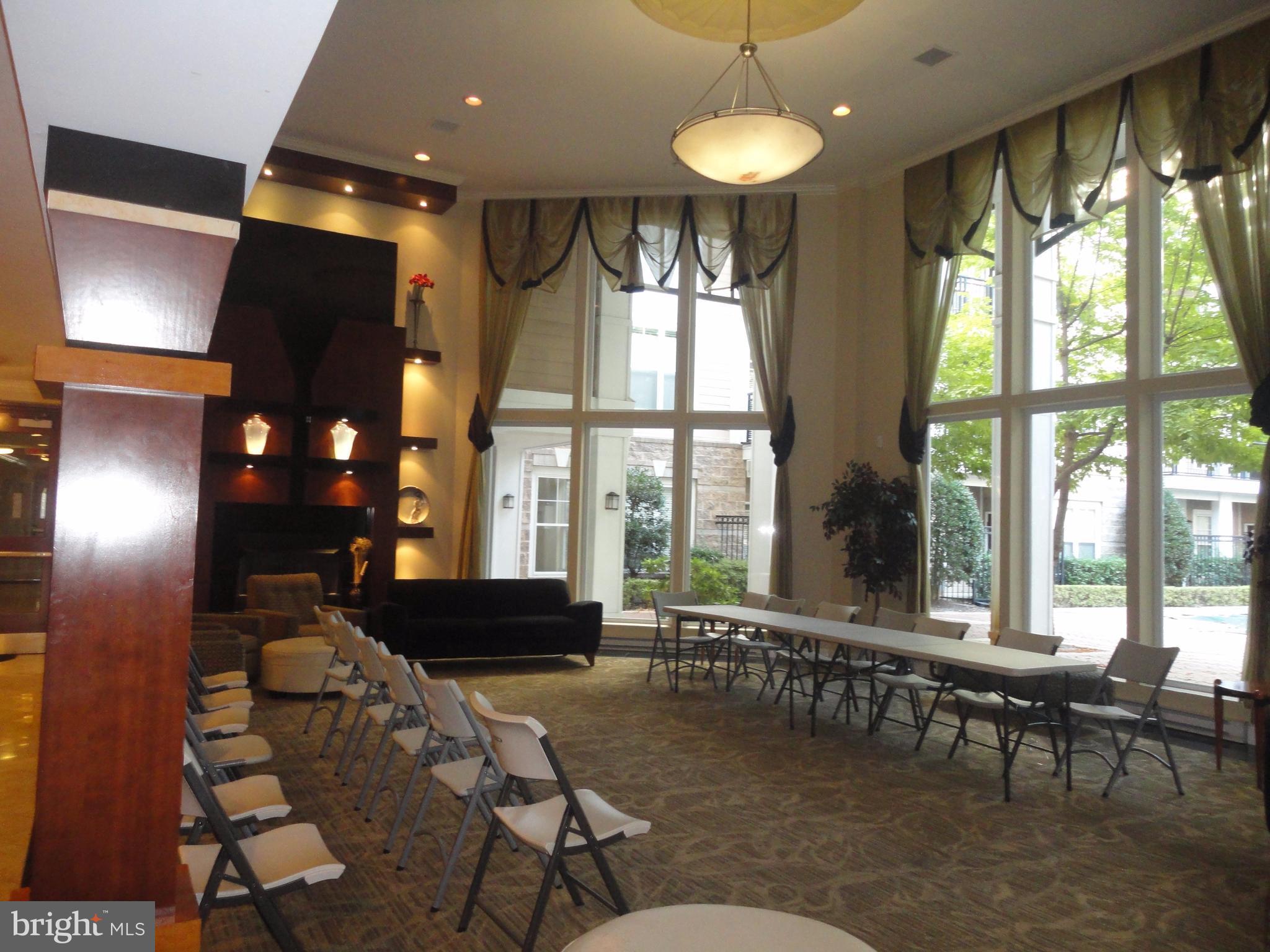 FITZ AT ROCKVILLE TOWN C - Residential Lease