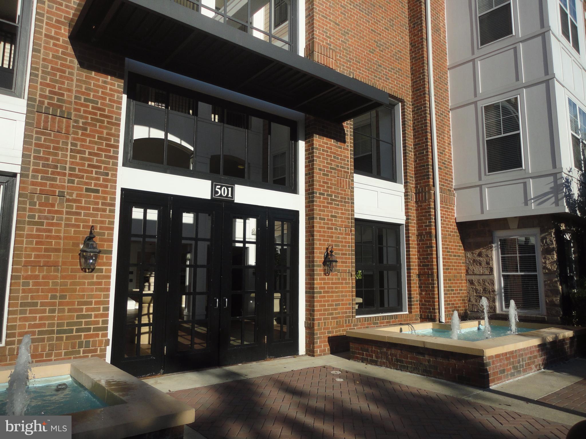 FITZ AT ROCKVILLE TOWN C - Residential Lease