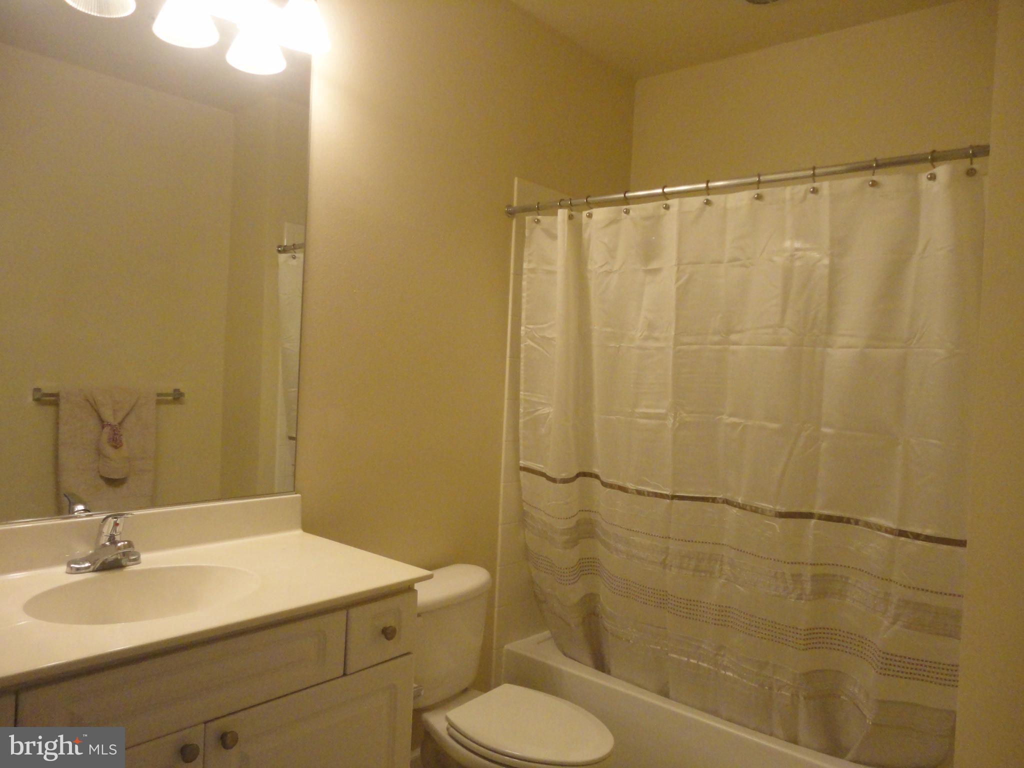 FITZ AT ROCKVILLE TOWN C - Residential Lease