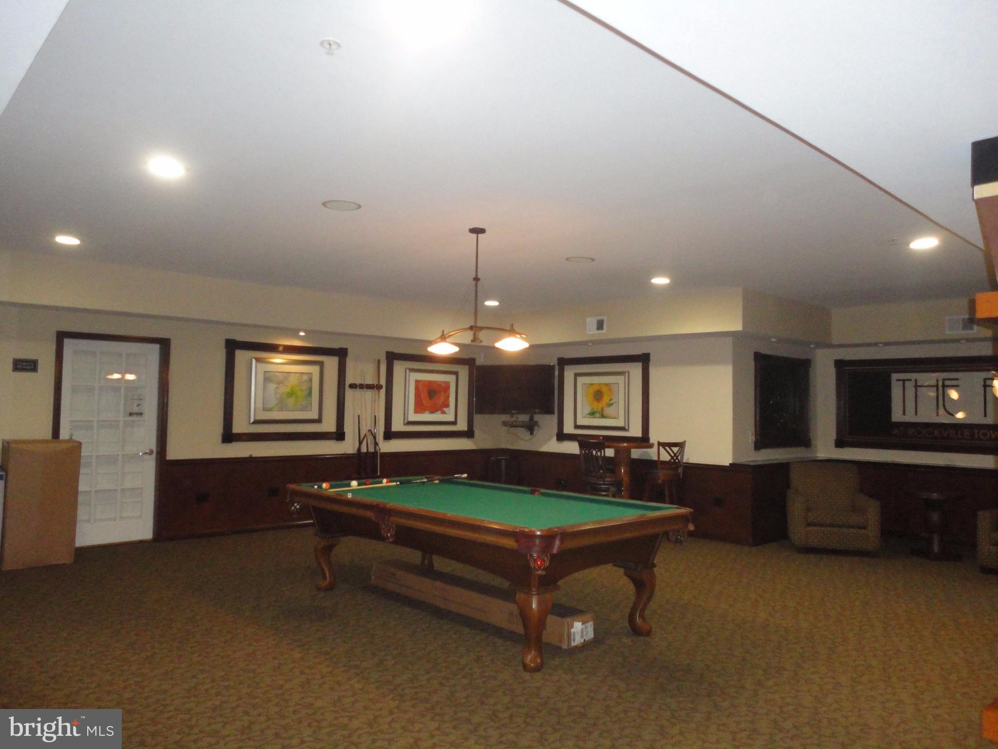 FITZ AT ROCKVILLE TOWN C - Residential Lease