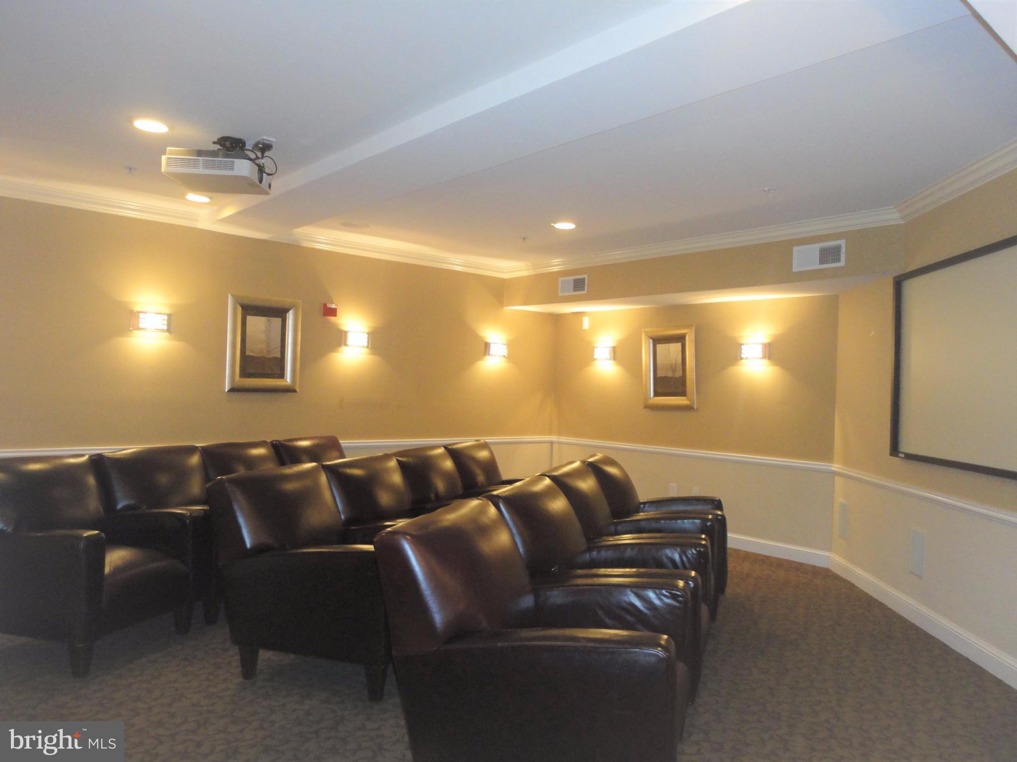 FITZ AT ROCKVILLE TOWN C - Residential Lease