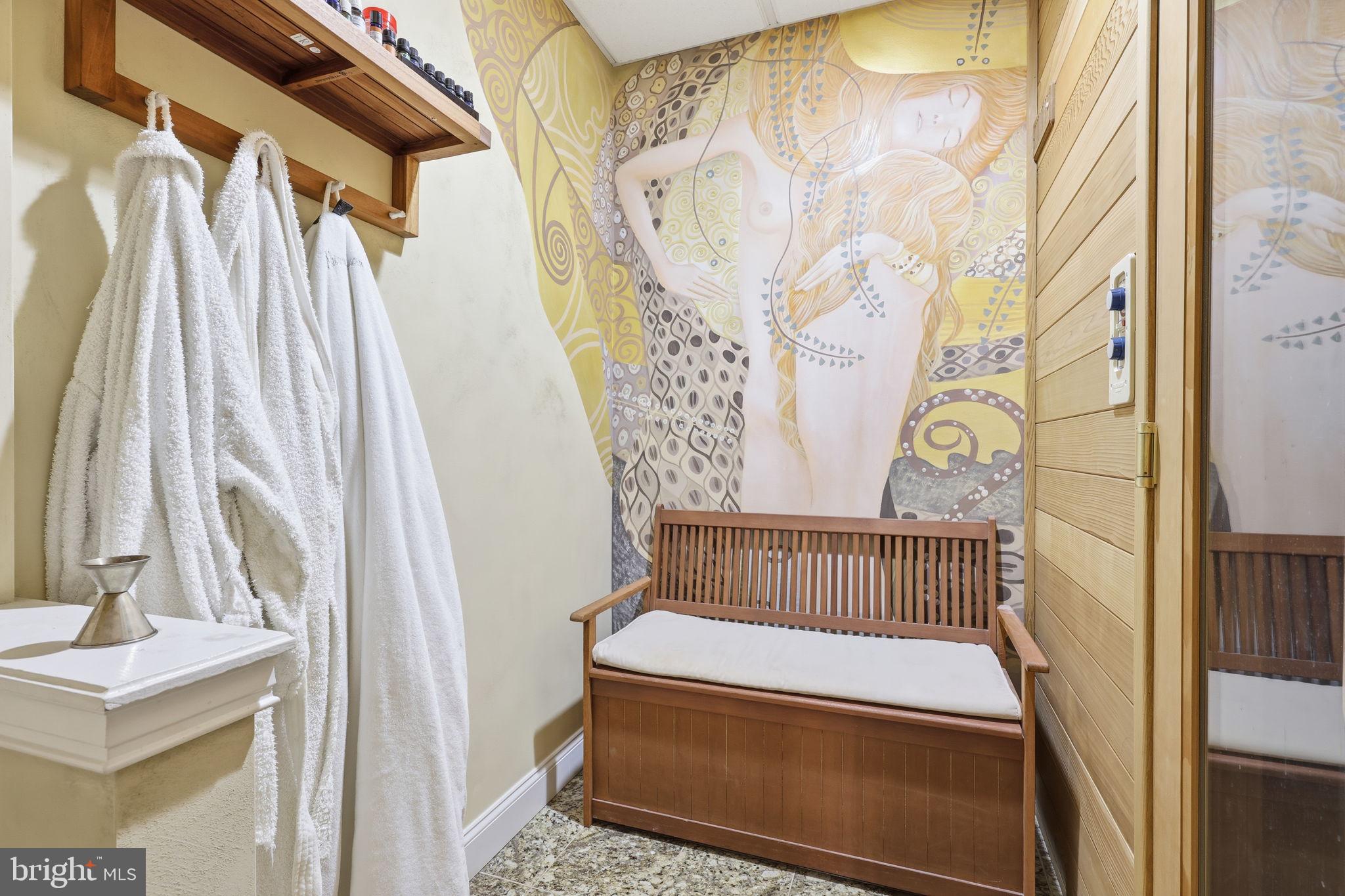 CHURCHVILLE MANOR - Residential