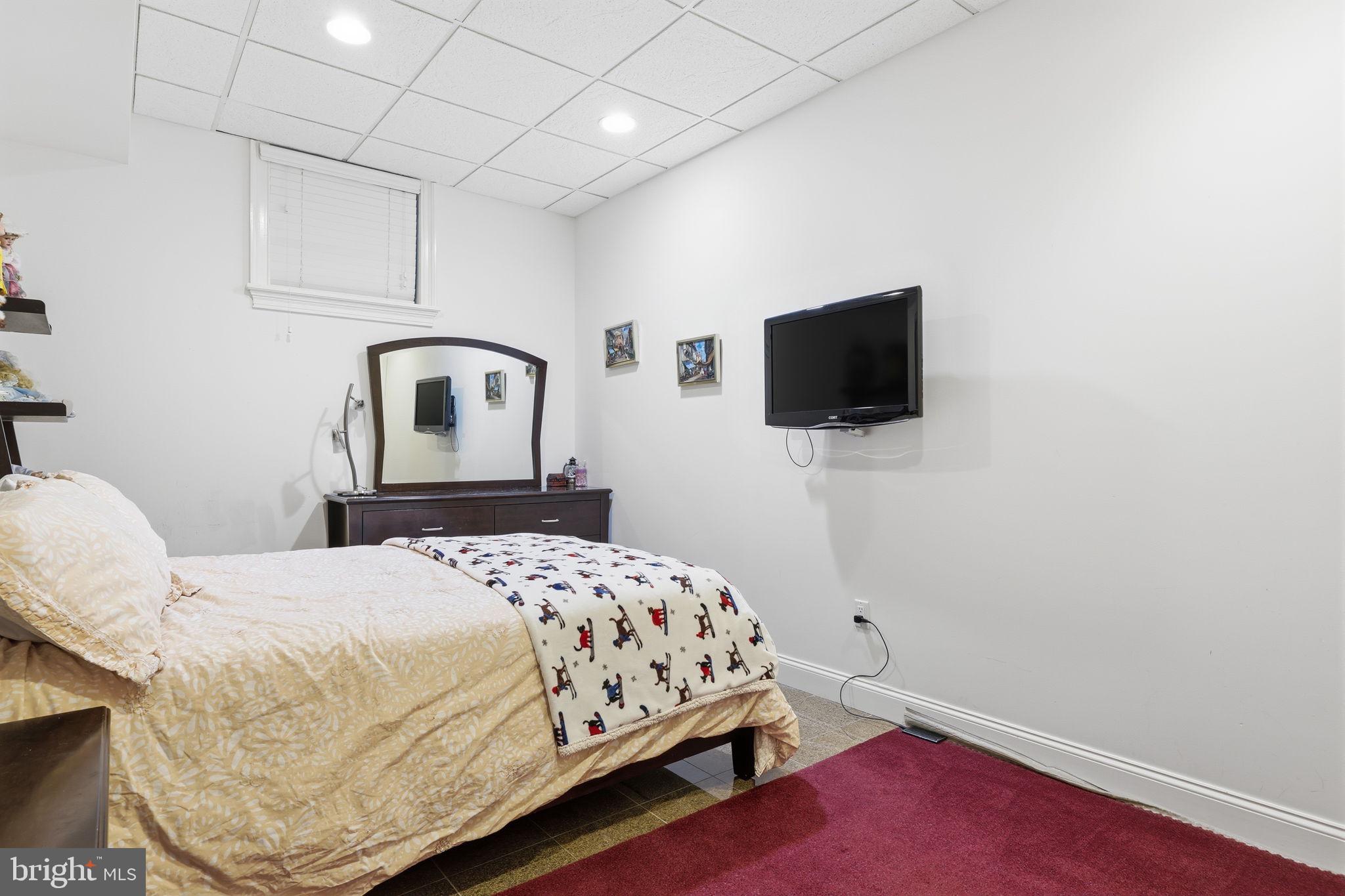 CHURCHVILLE MANOR - Residential