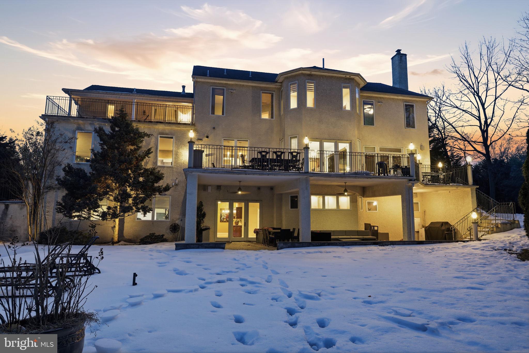 CHURCHVILLE MANOR - Residential