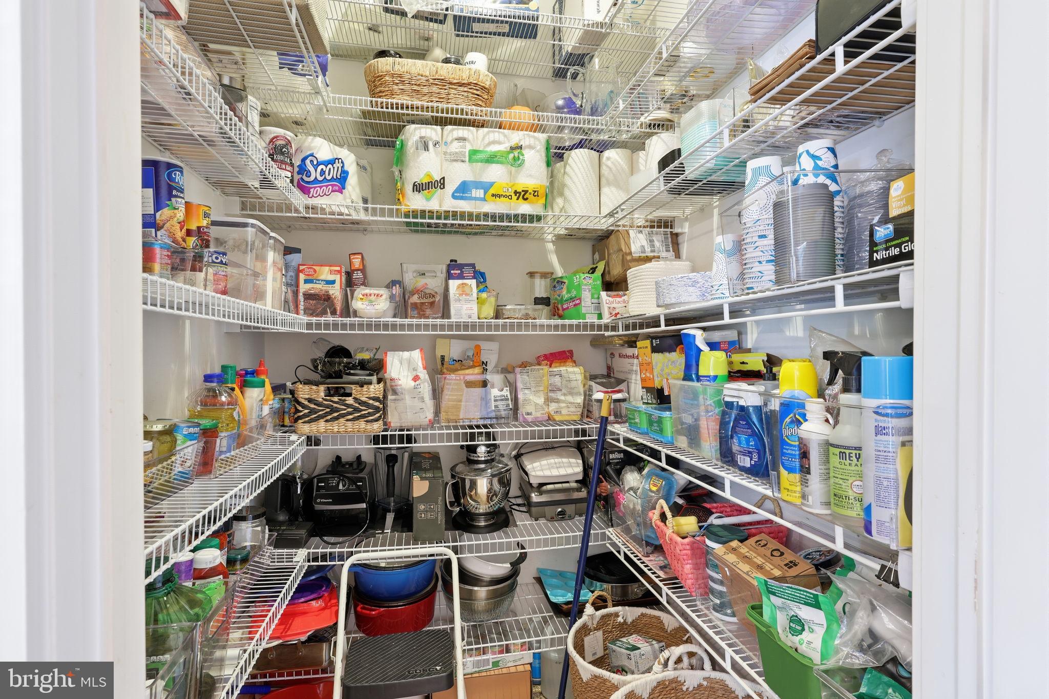 CHURCHVILLE MANOR - Residential