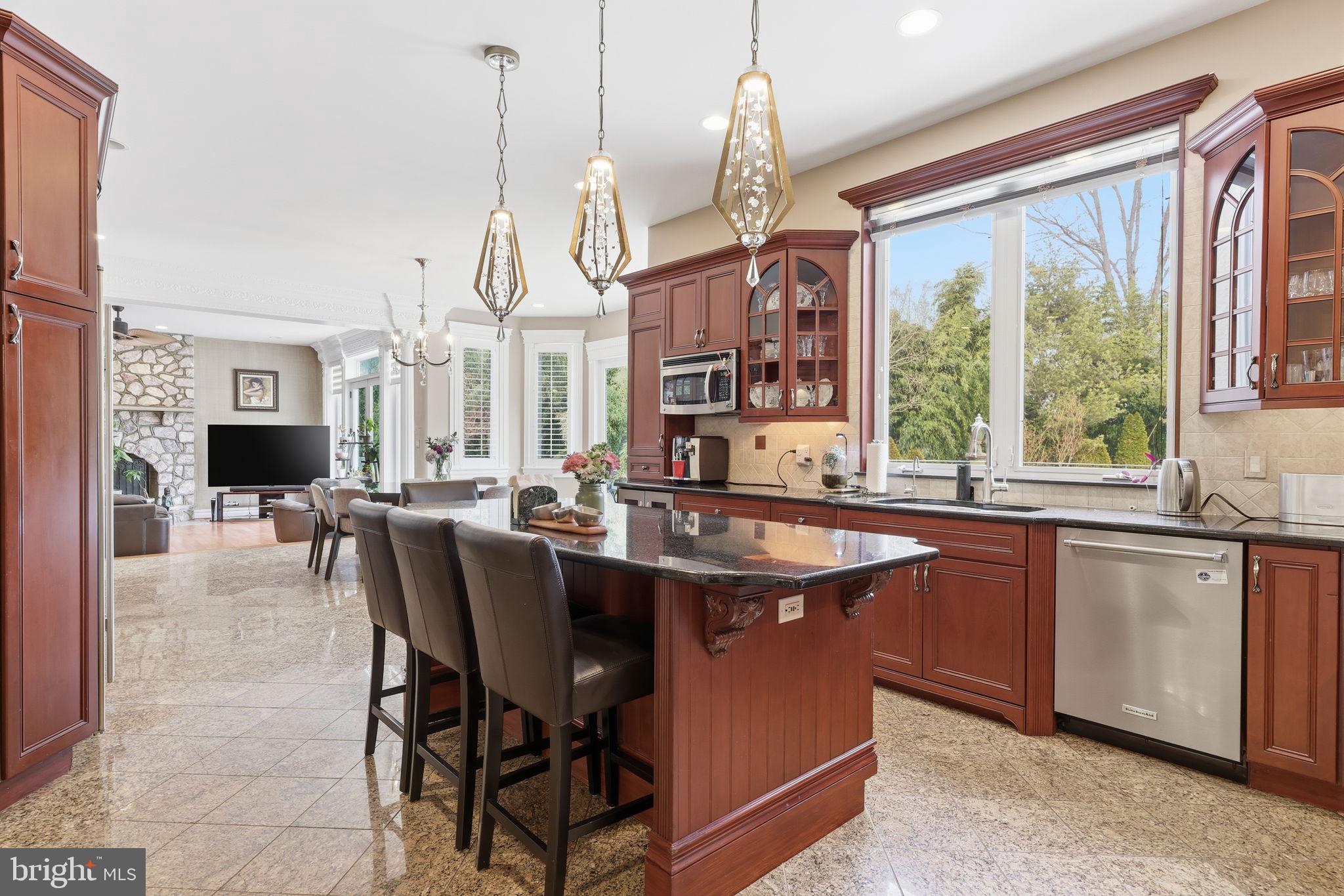 CHURCHVILLE MANOR - Residential