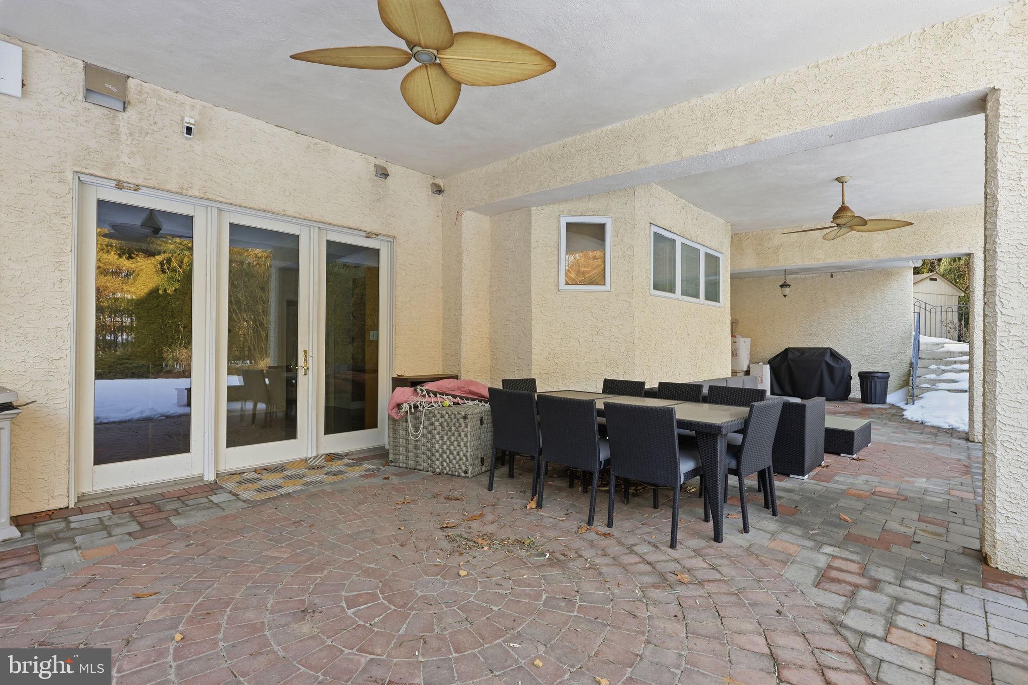 CHURCHVILLE MANOR - Residential