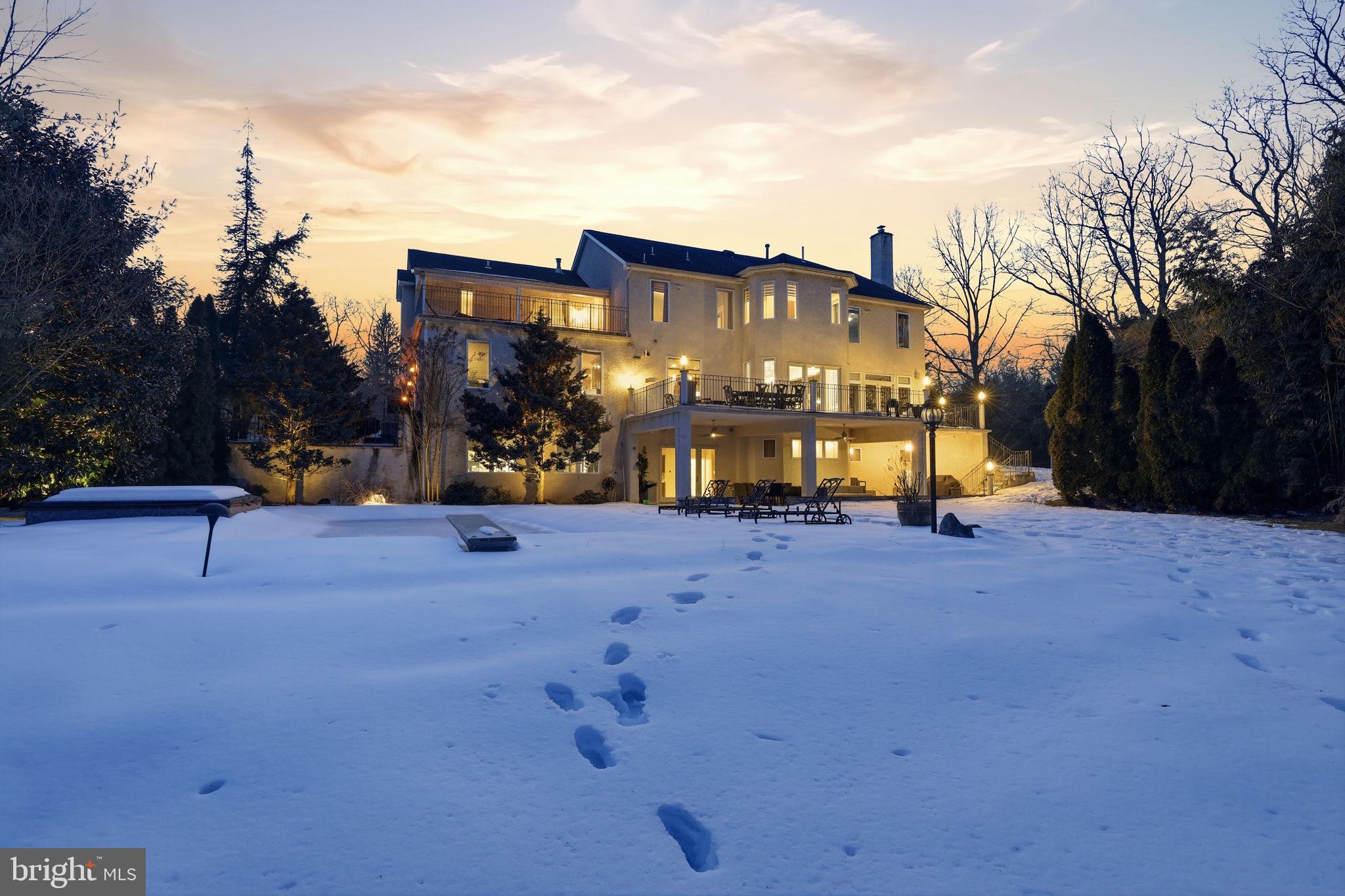 CHURCHVILLE MANOR - Residential